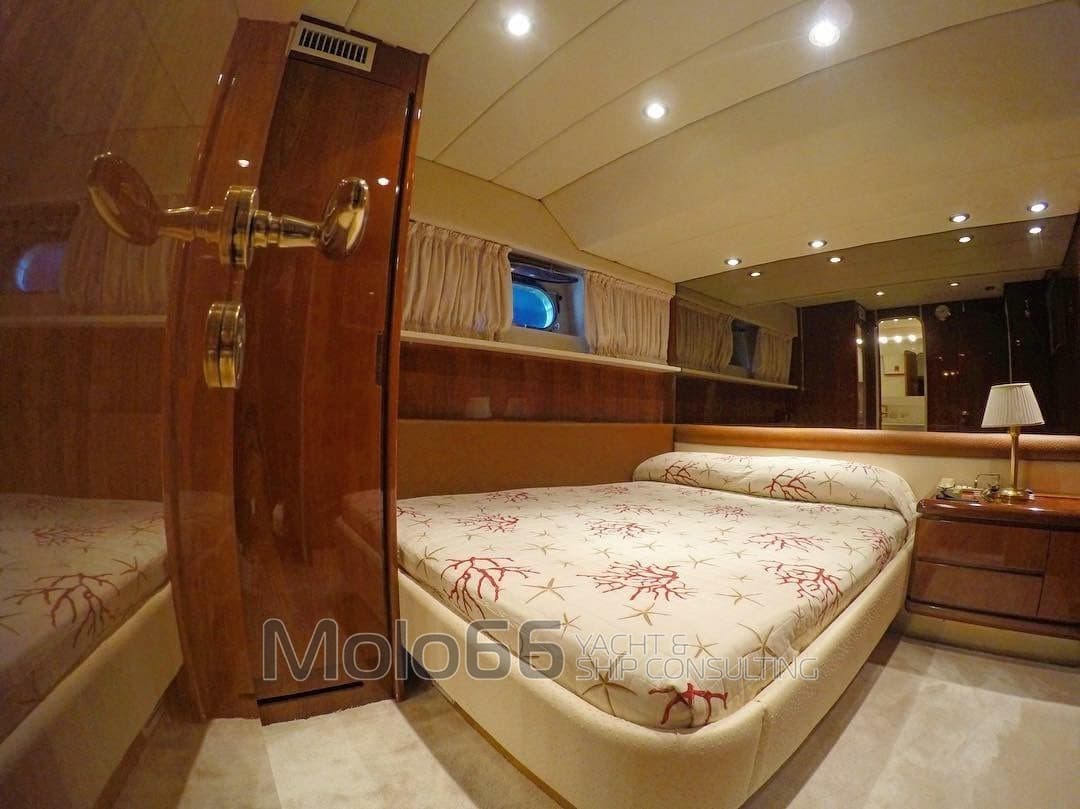 Falcon Yachts Falcon 76 - Deck View Falcon Yachts Falcon 76 - Deck View