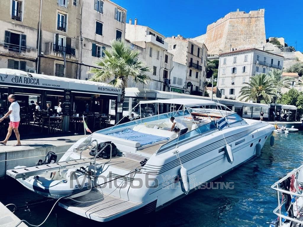 Profilmarine Cherokee 60 - Interior View Profilmarine Cherokee 60 - Interior View