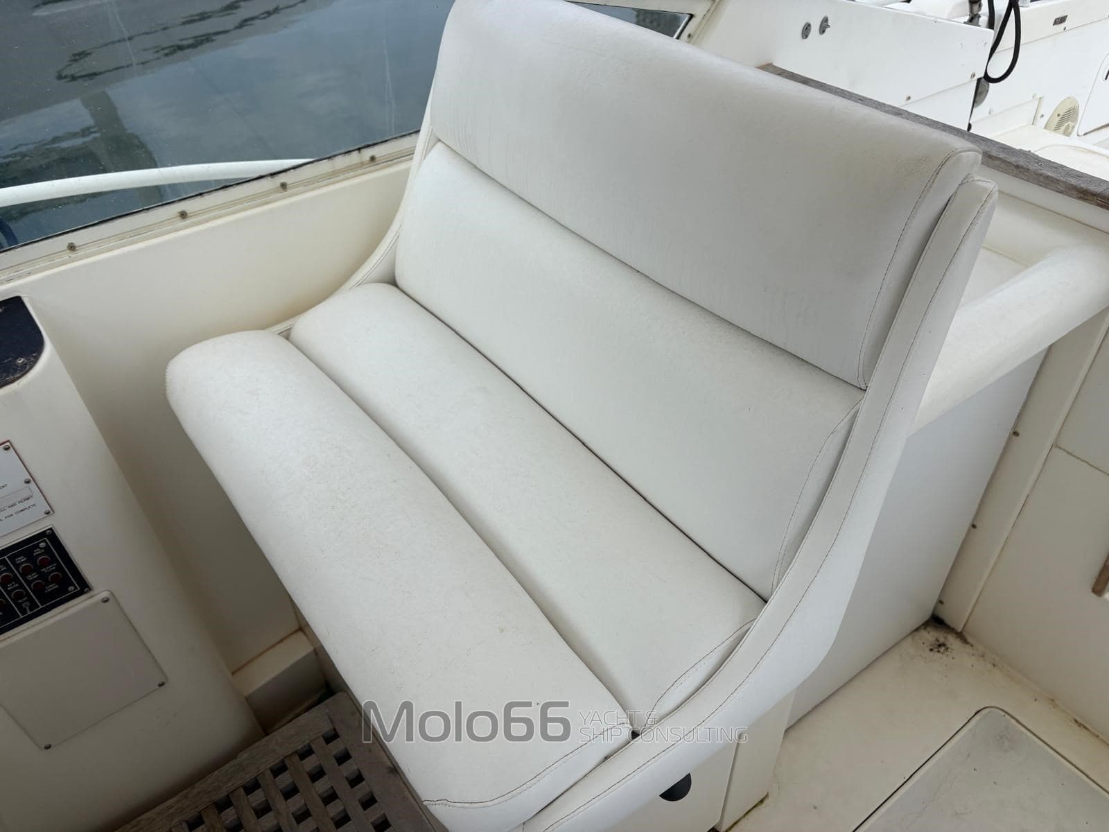 Bertram Yacht 28' Moppie usato - dettaglio 3