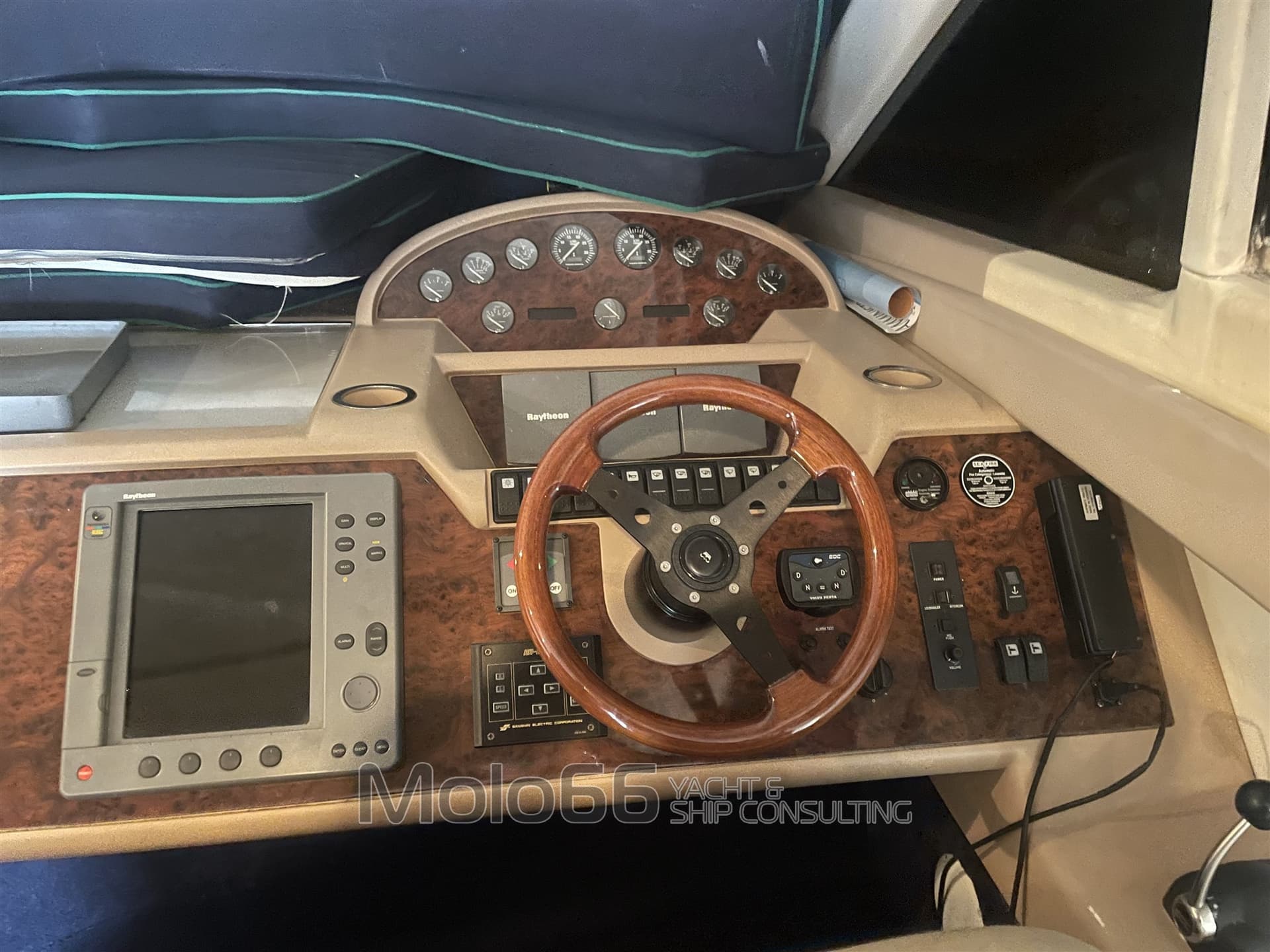 Princess Yachts Princess 50 Fly - Deck View Princess Yachts Princess 50 Fly - Deck View