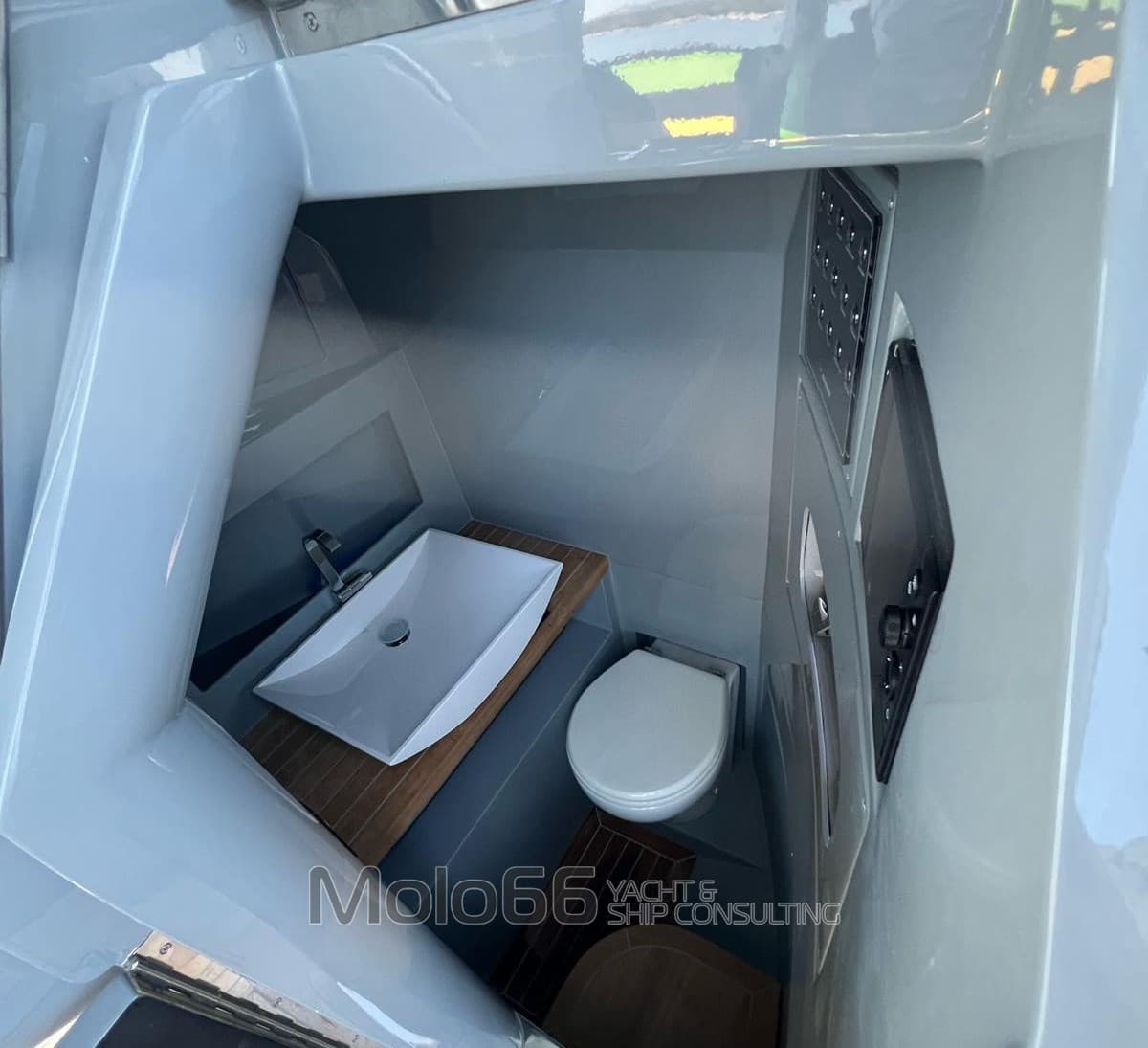 Novamarine Black Shiver 100 Efb - Deck View Novamarine Black Shiver 100 Efb - Deck View