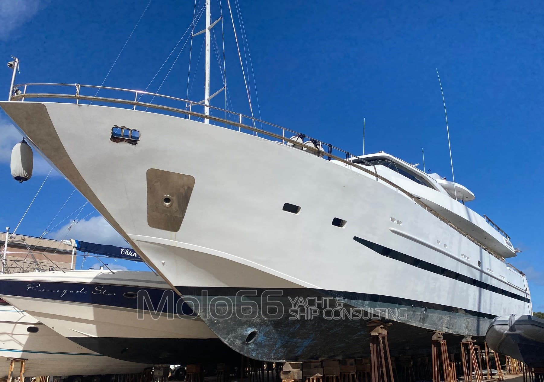 Castagnola 30 Mt - Interior View Castagnola 30 Mt - Interior View