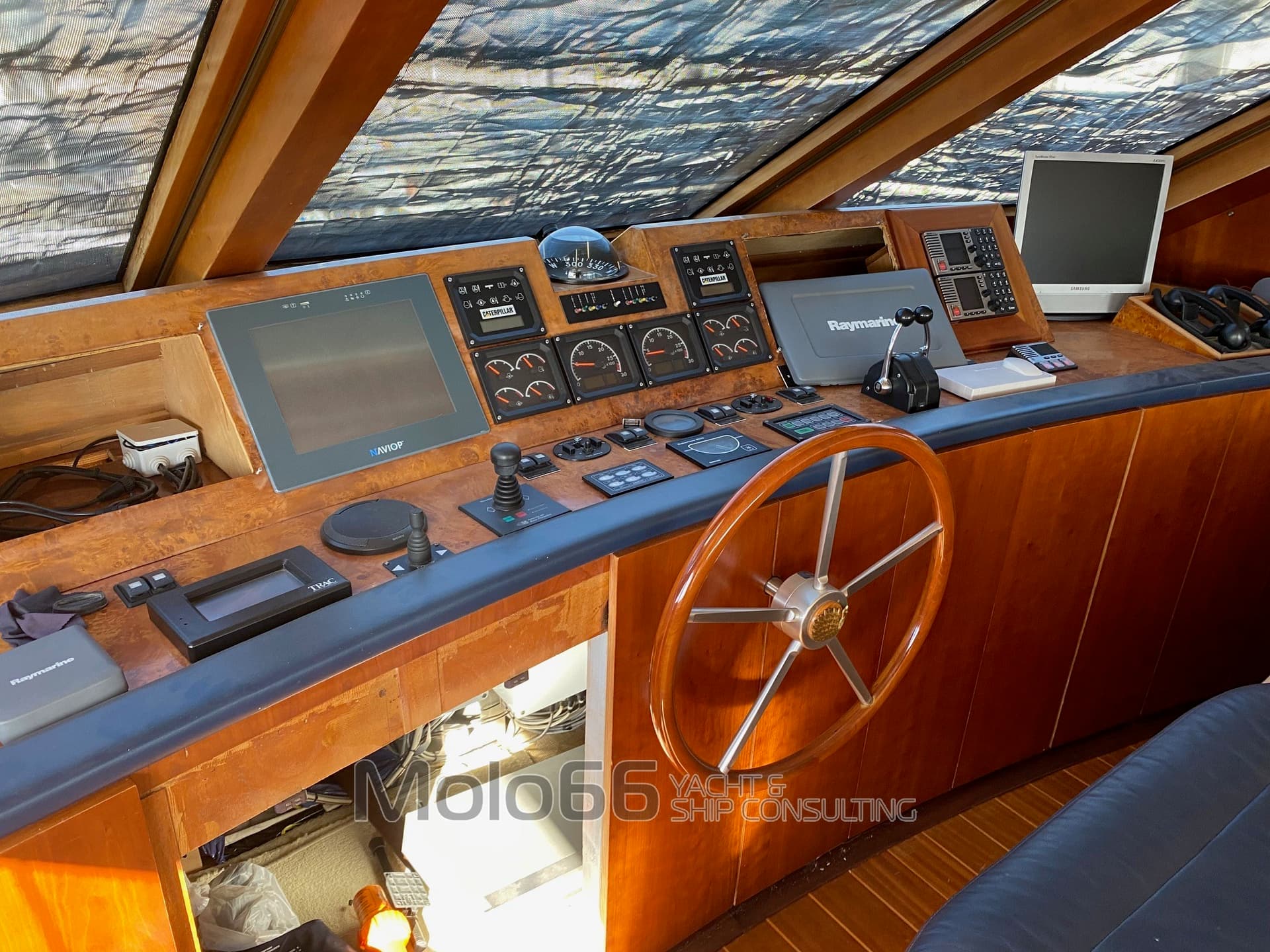 Castagnola 30 Mt - Deck View Castagnola 30 Mt - Deck View