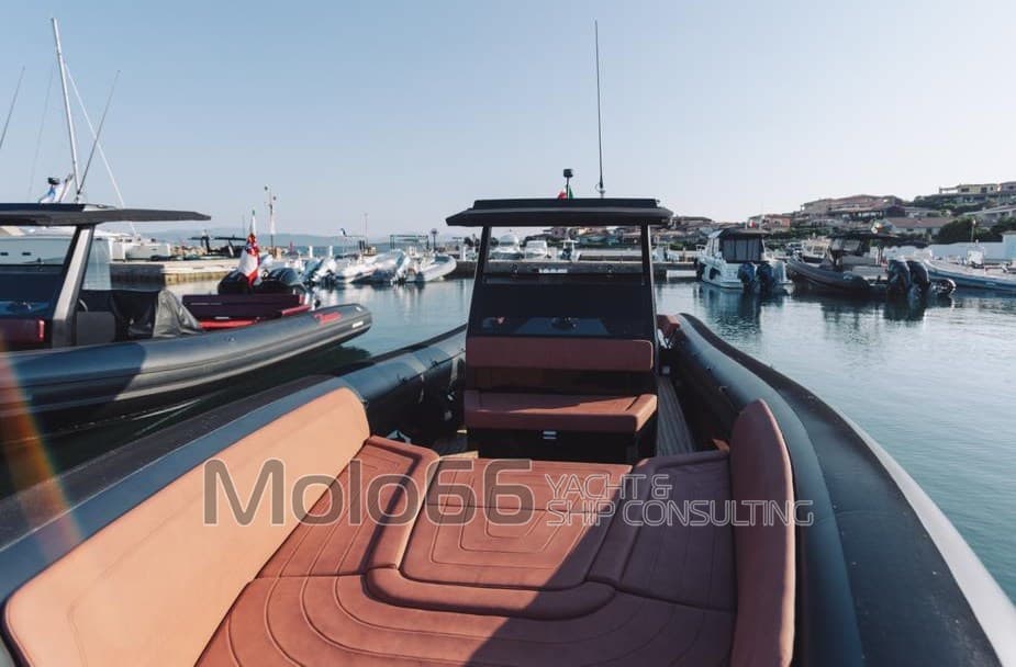 Novamarine Rh-1000 - Deck View Novamarine Rh-1000 - Deck View