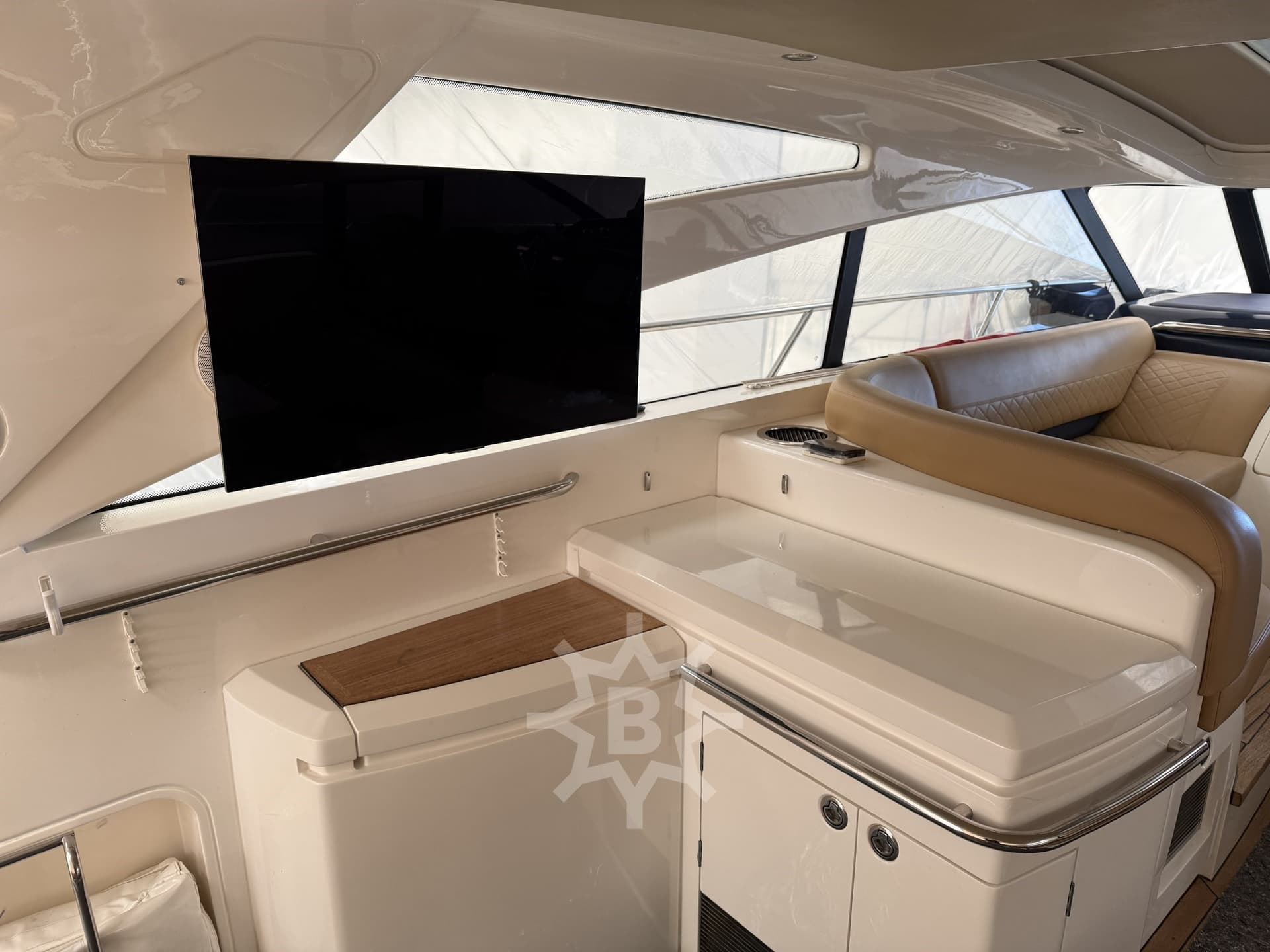 Princess Yachts V58 - Deck View Princess Yachts V58 - Deck View