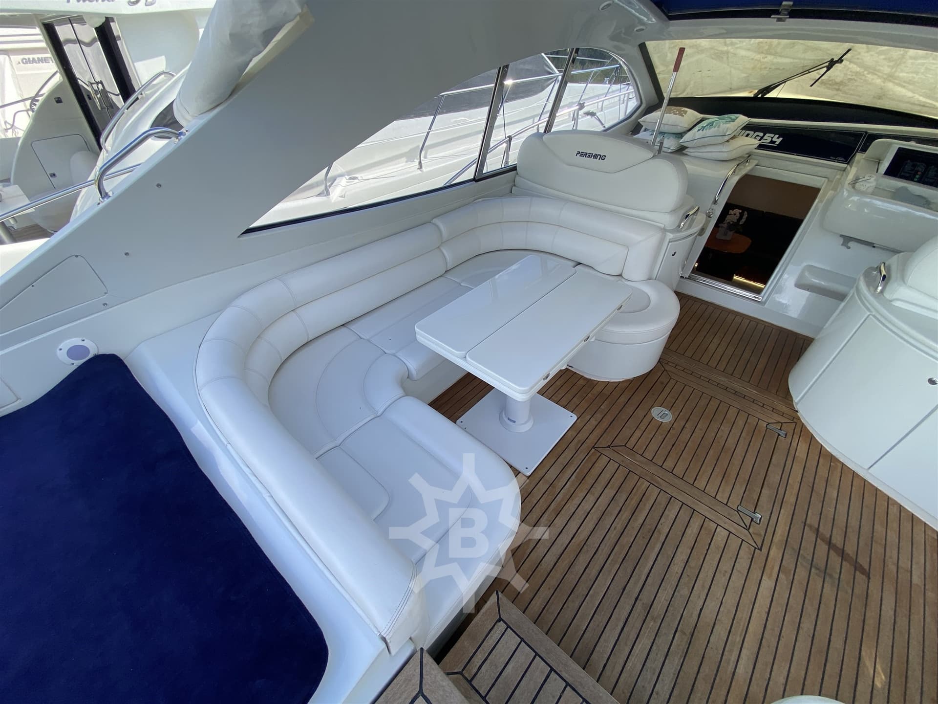 Pershing Pershing 54' used - detail 2