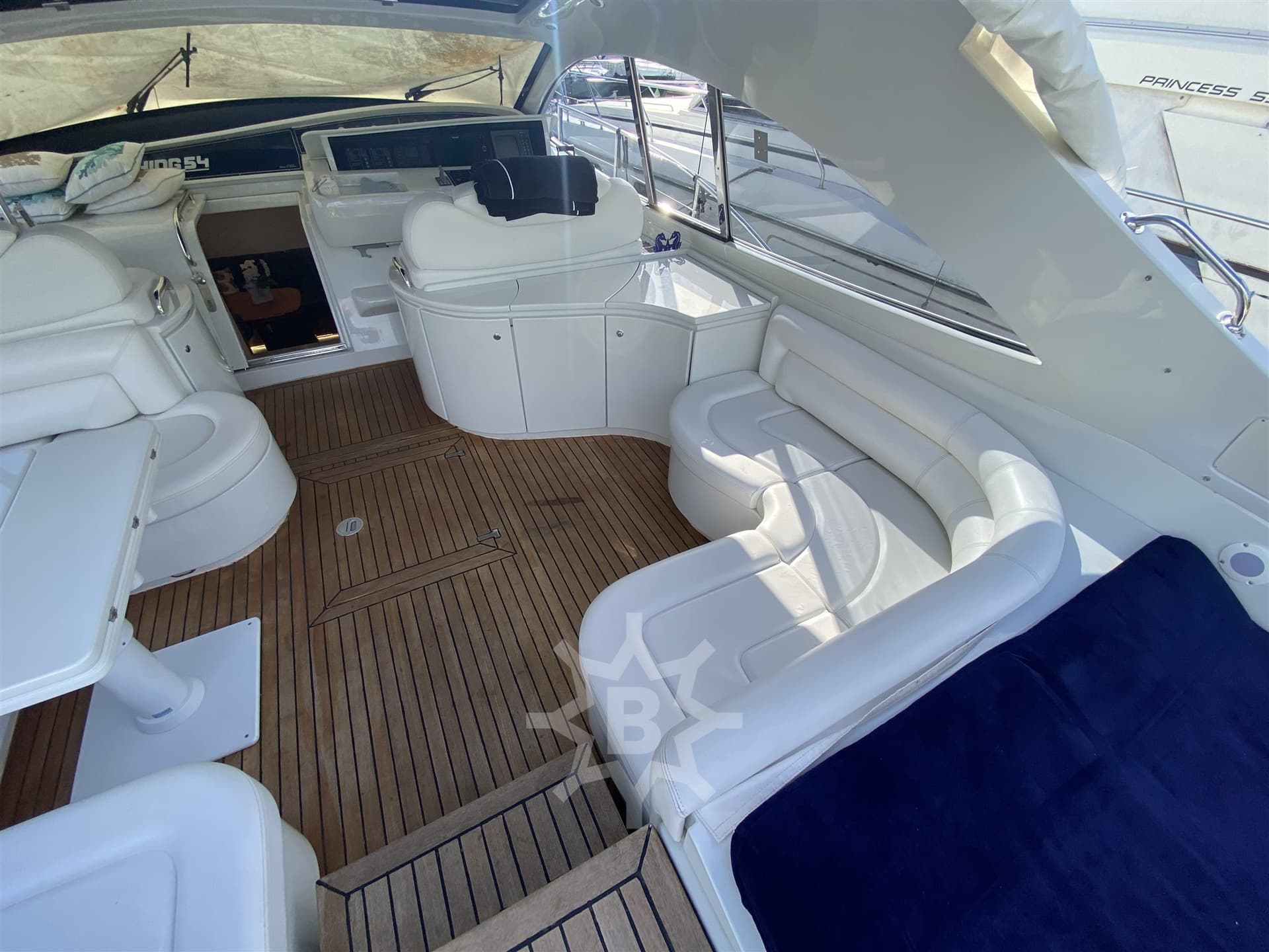 Pershing Pershing 54' used - detail 3