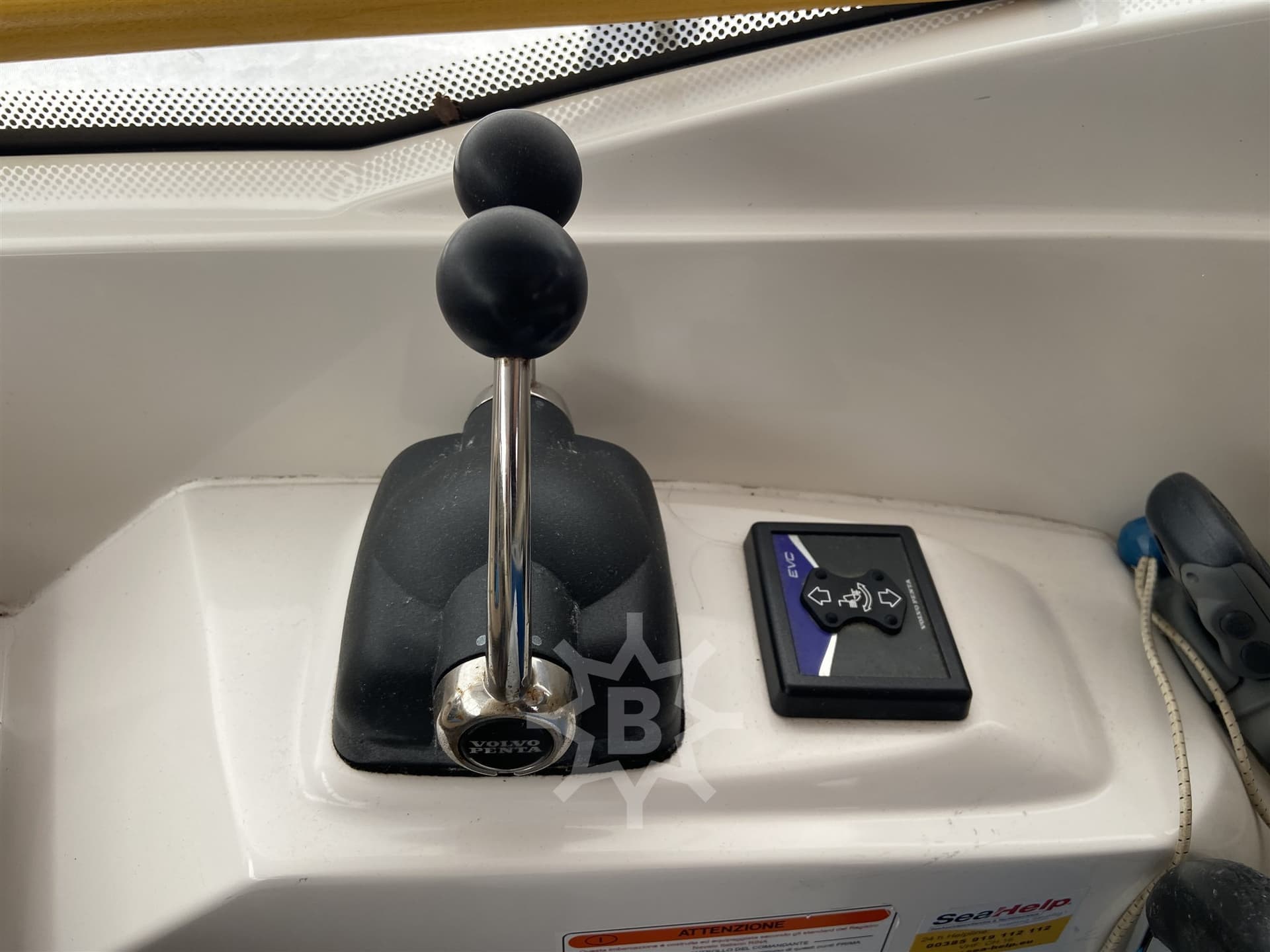 Sessa Marine C38 gebraucht - Hauptbild 10