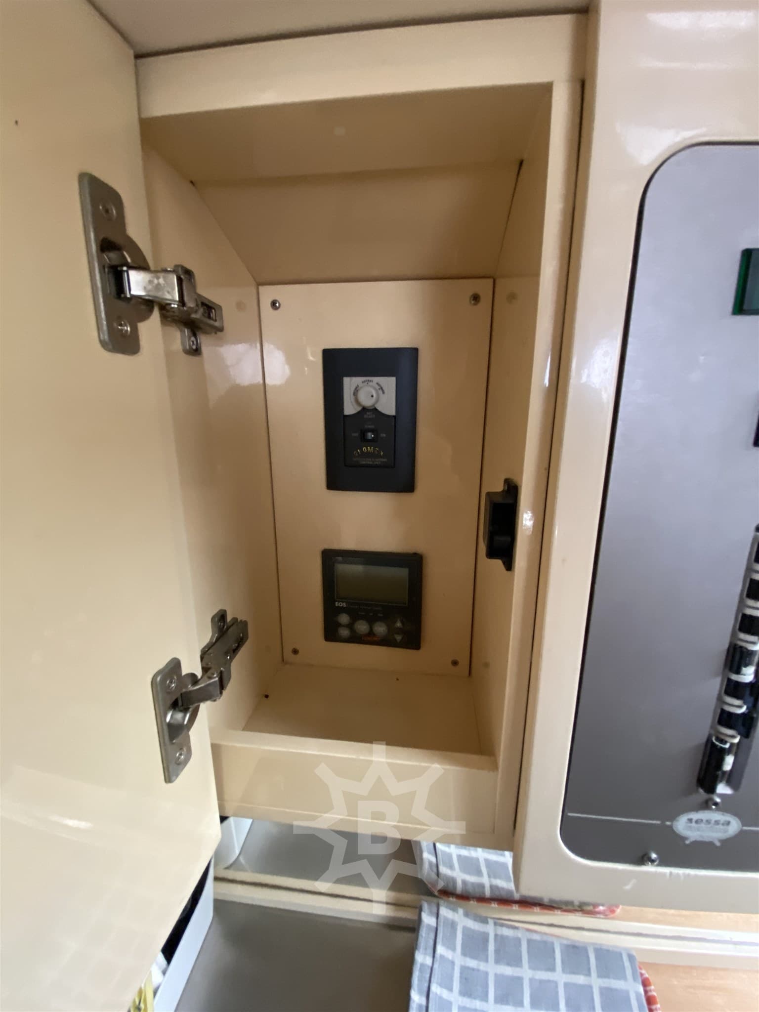 Sessa Marine C38 gebraucht - Hauptbild 12