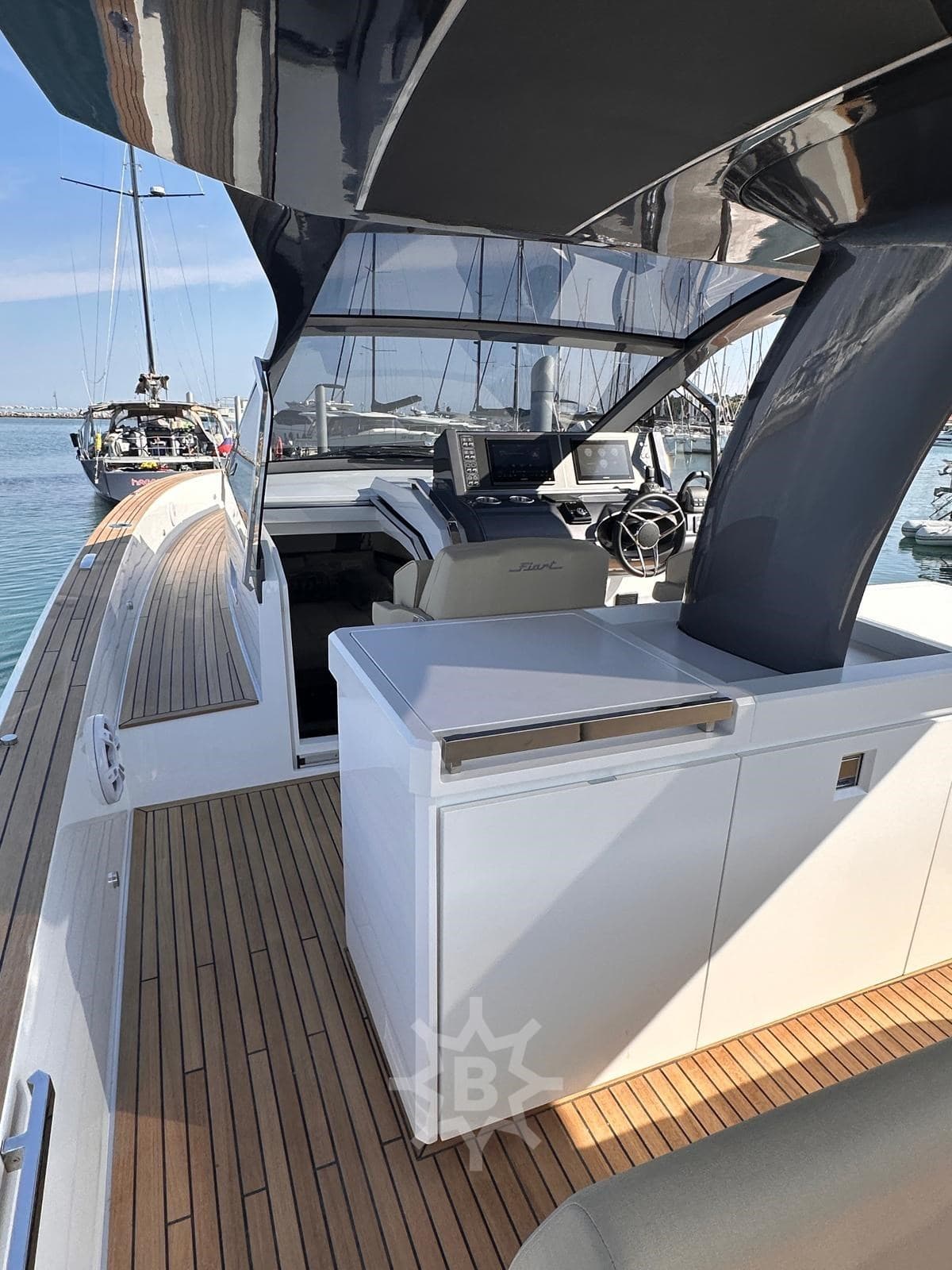 Fiart Mare Seawalker 39 Panorama gebraucht - Hauptbild 9