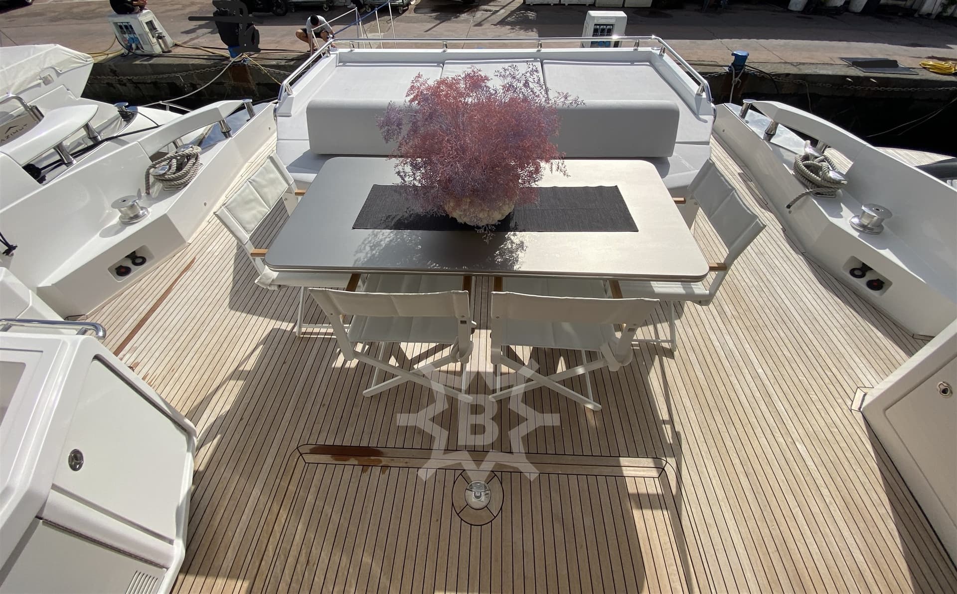 Azimut 77S gebraucht - Hauptbild 7