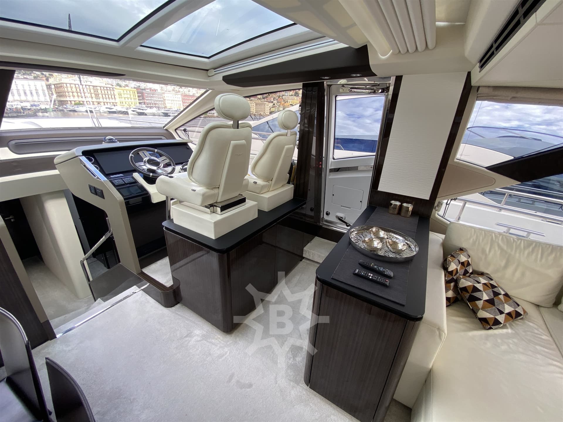 Azimut 77S gebraucht - Hauptbild 13