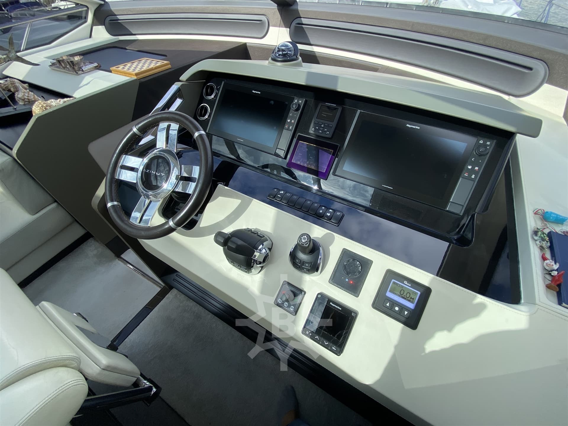 Azimut 77S gebraucht - Hauptbild 14