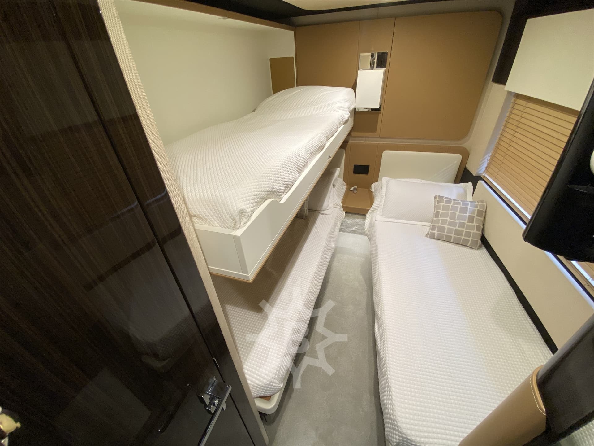 Azimut 77S gebraucht - Hauptbild 20
