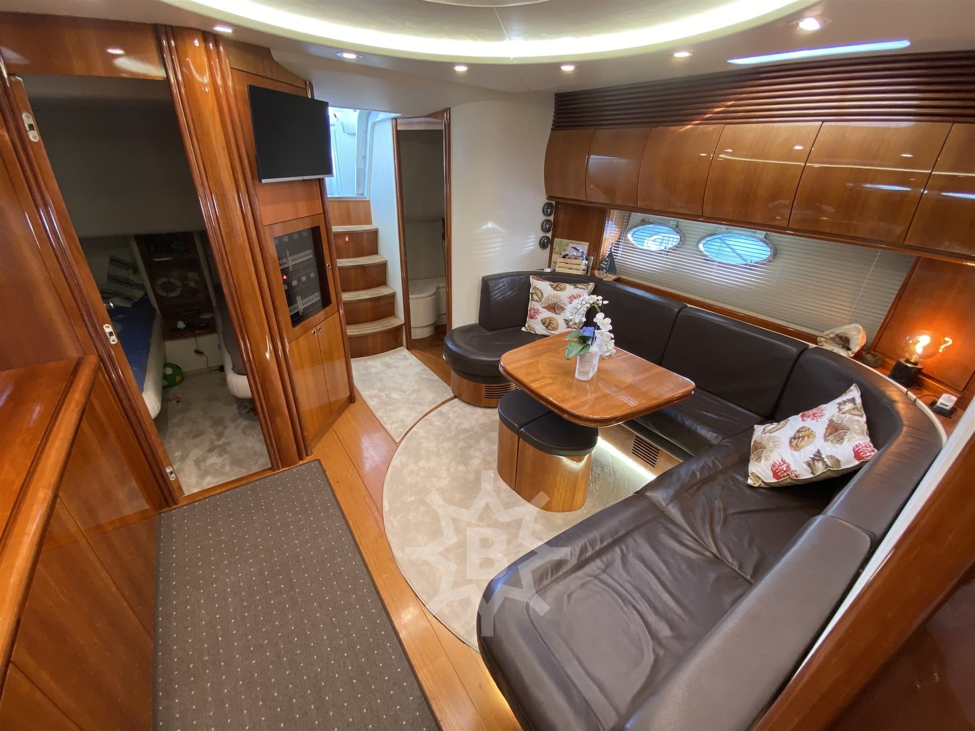 Pershing Pershing 54' used - hero image 14