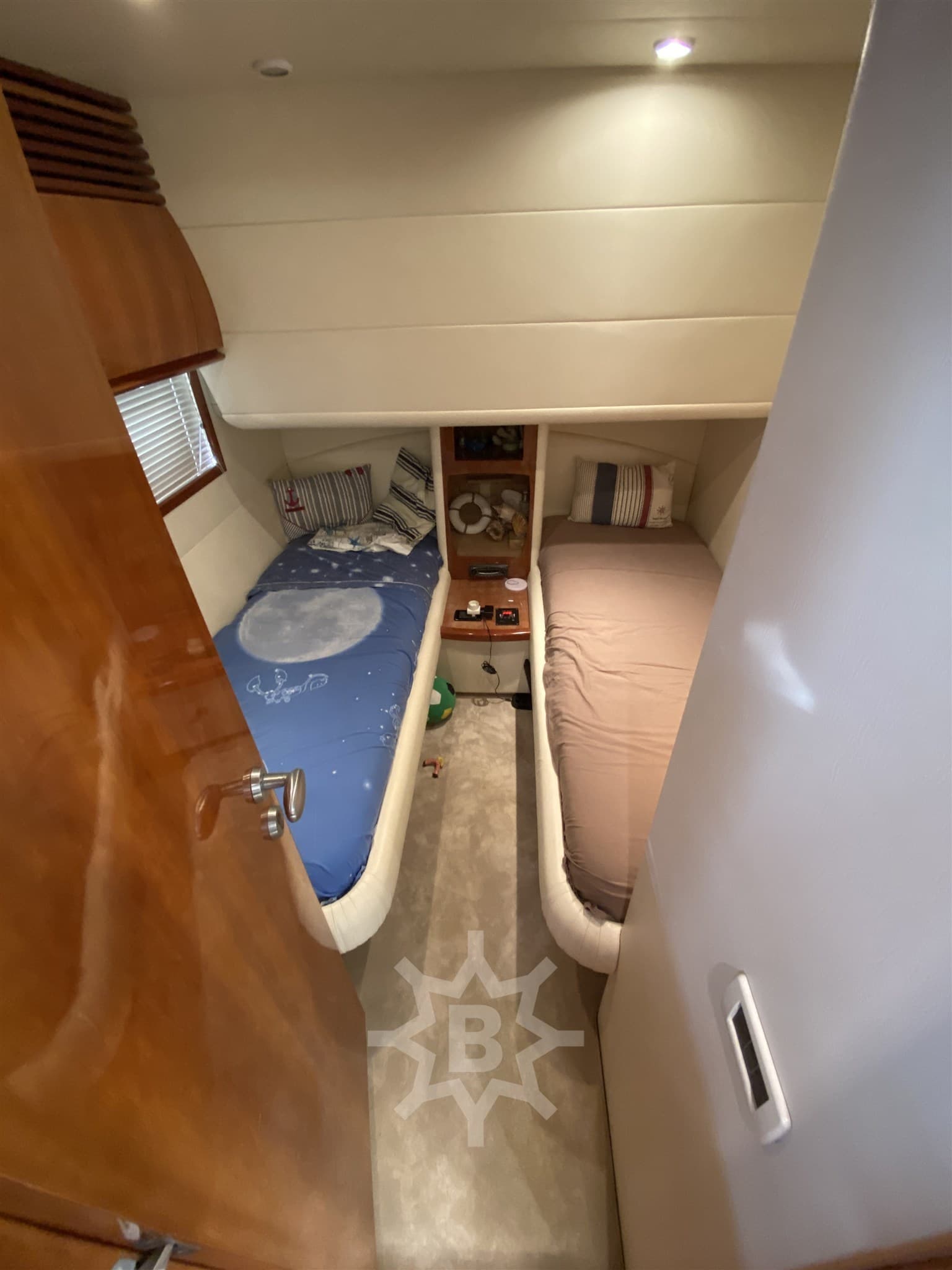 Pershing Pershing 54' used - hero image 19