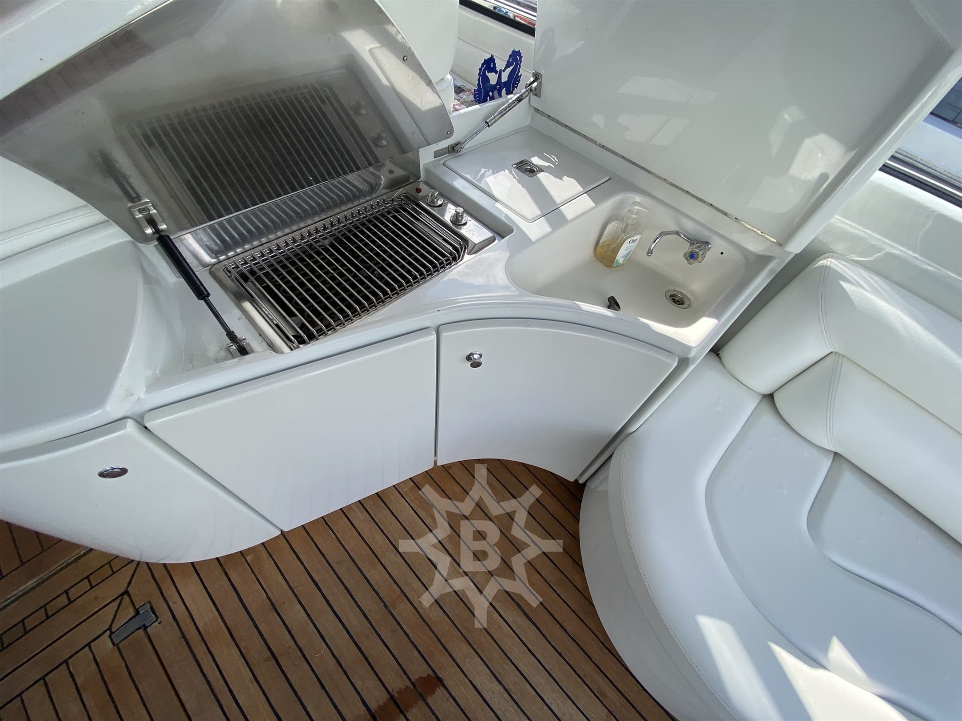 Pershing Pershing 54' used - hero image 7