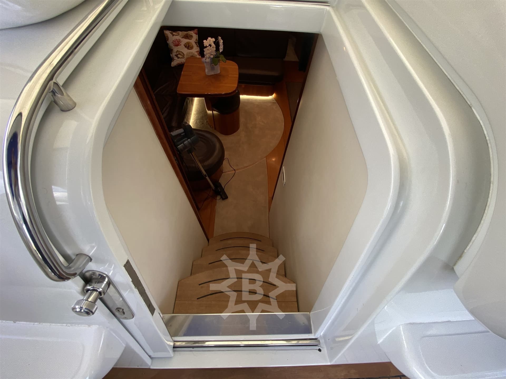 Pershing Pershing 54' used - hero image 10