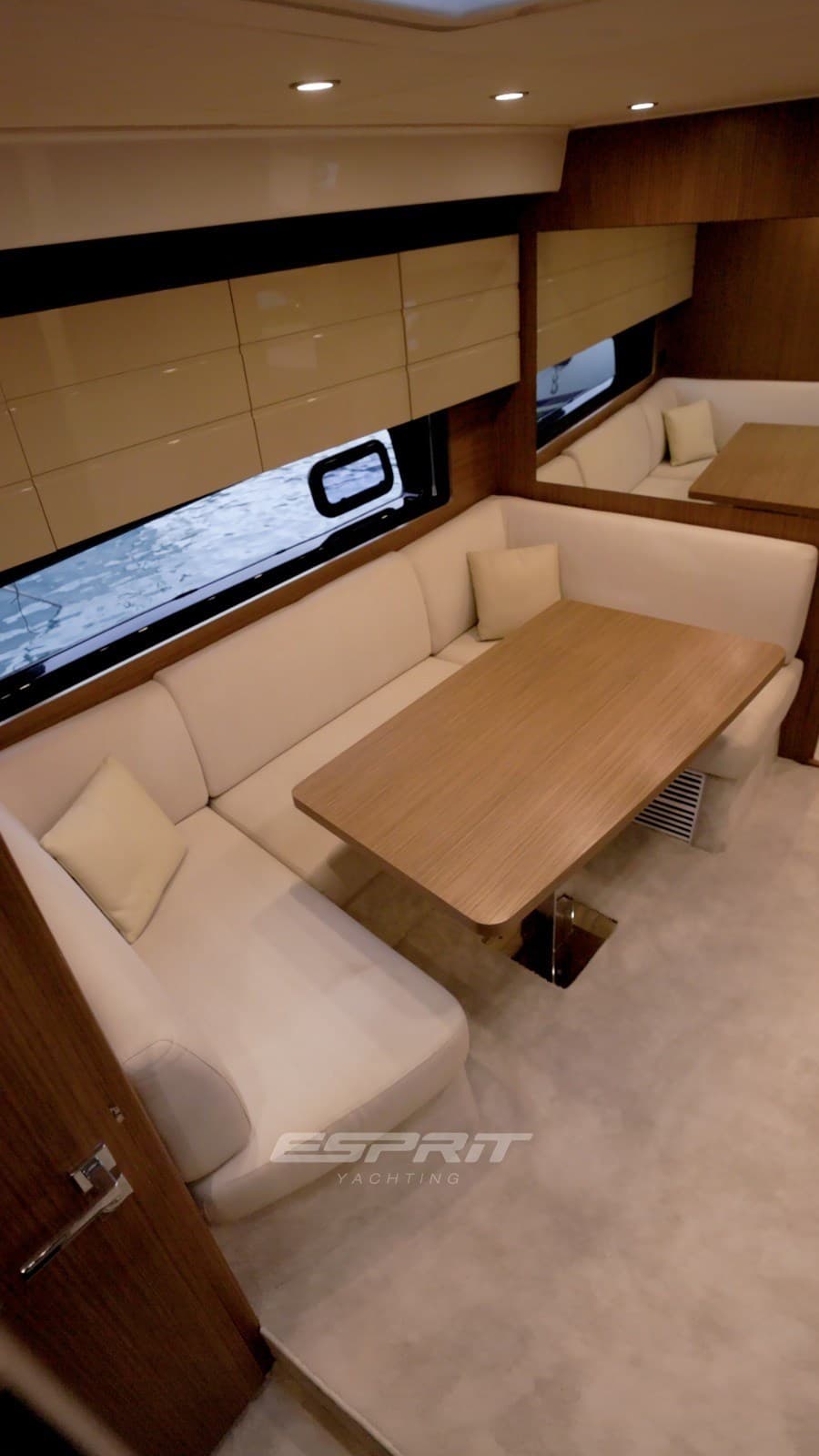 Azimut Atlantis 43 usato - foto hero 7