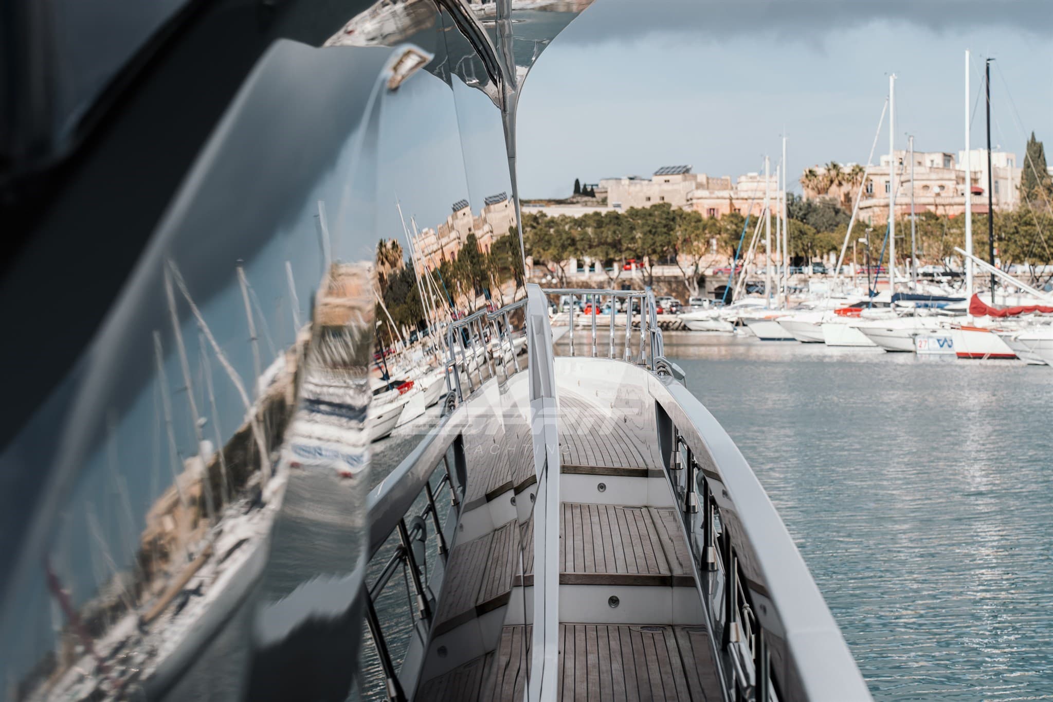 Azimut 78 Fly - Deck View Azimut 78 Fly - Deck View