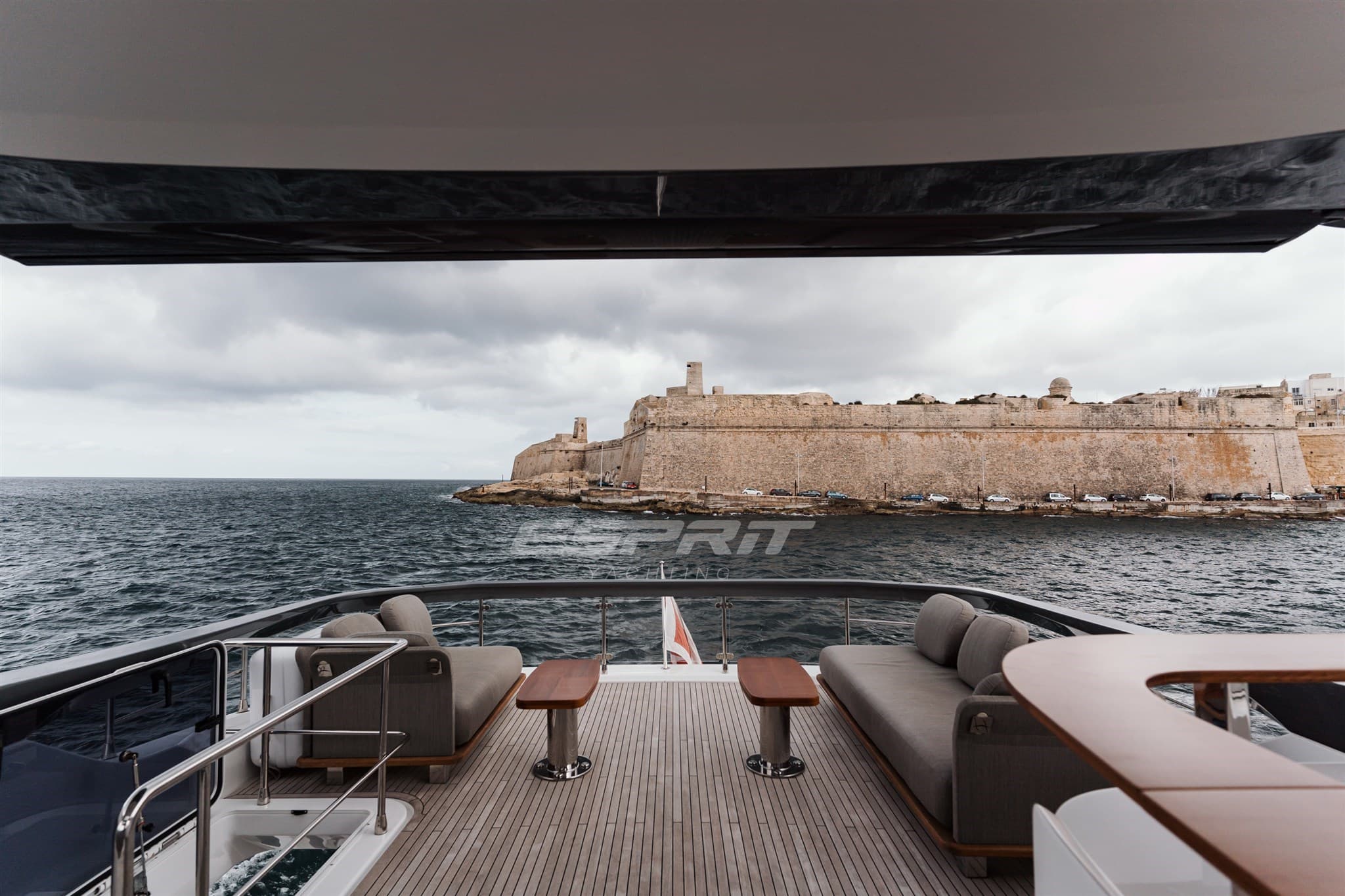 Azimut 78 Fly - Interior View Azimut 78 Fly - Interior View