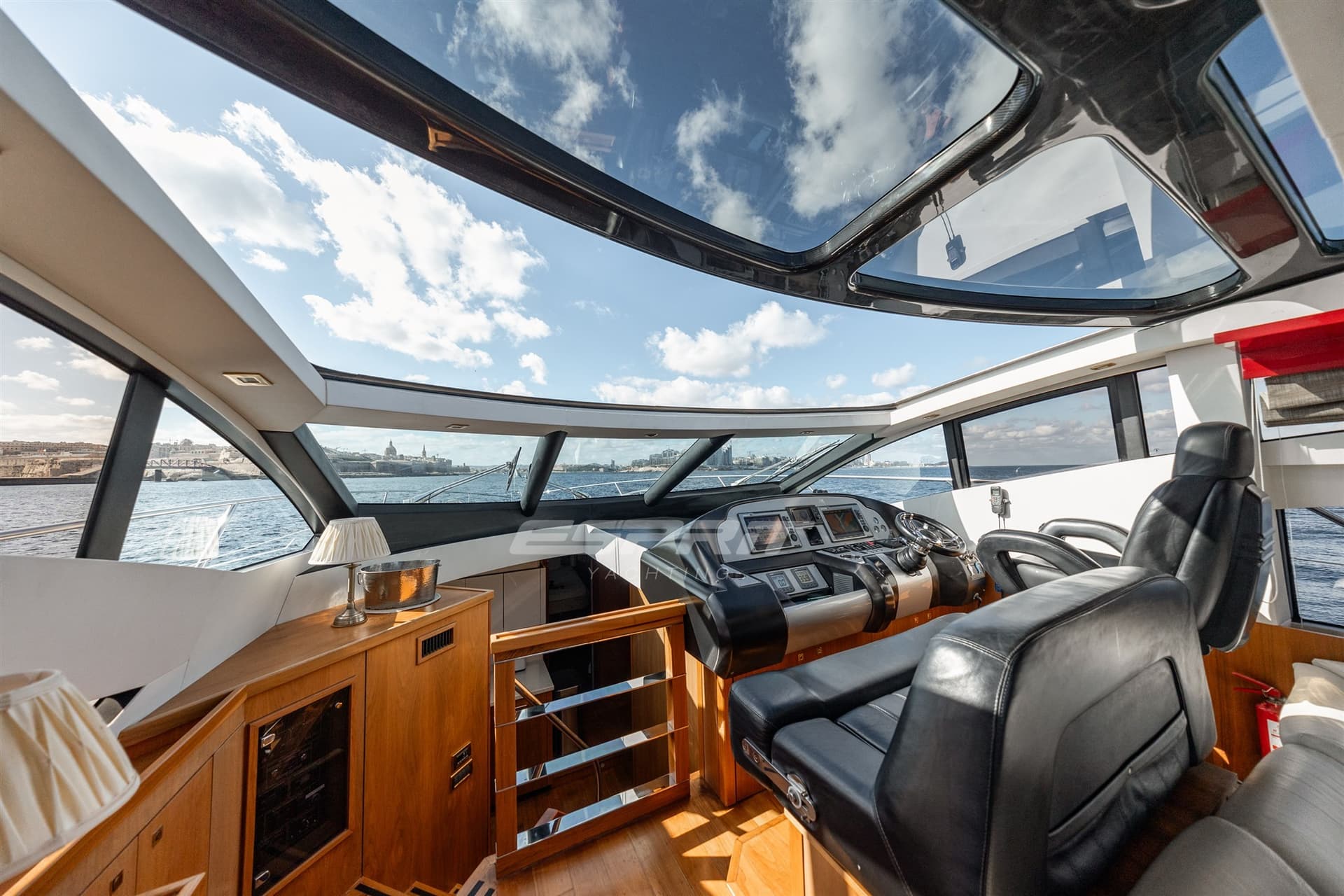 Sunseeker Predator 64 usato - foto hero 11