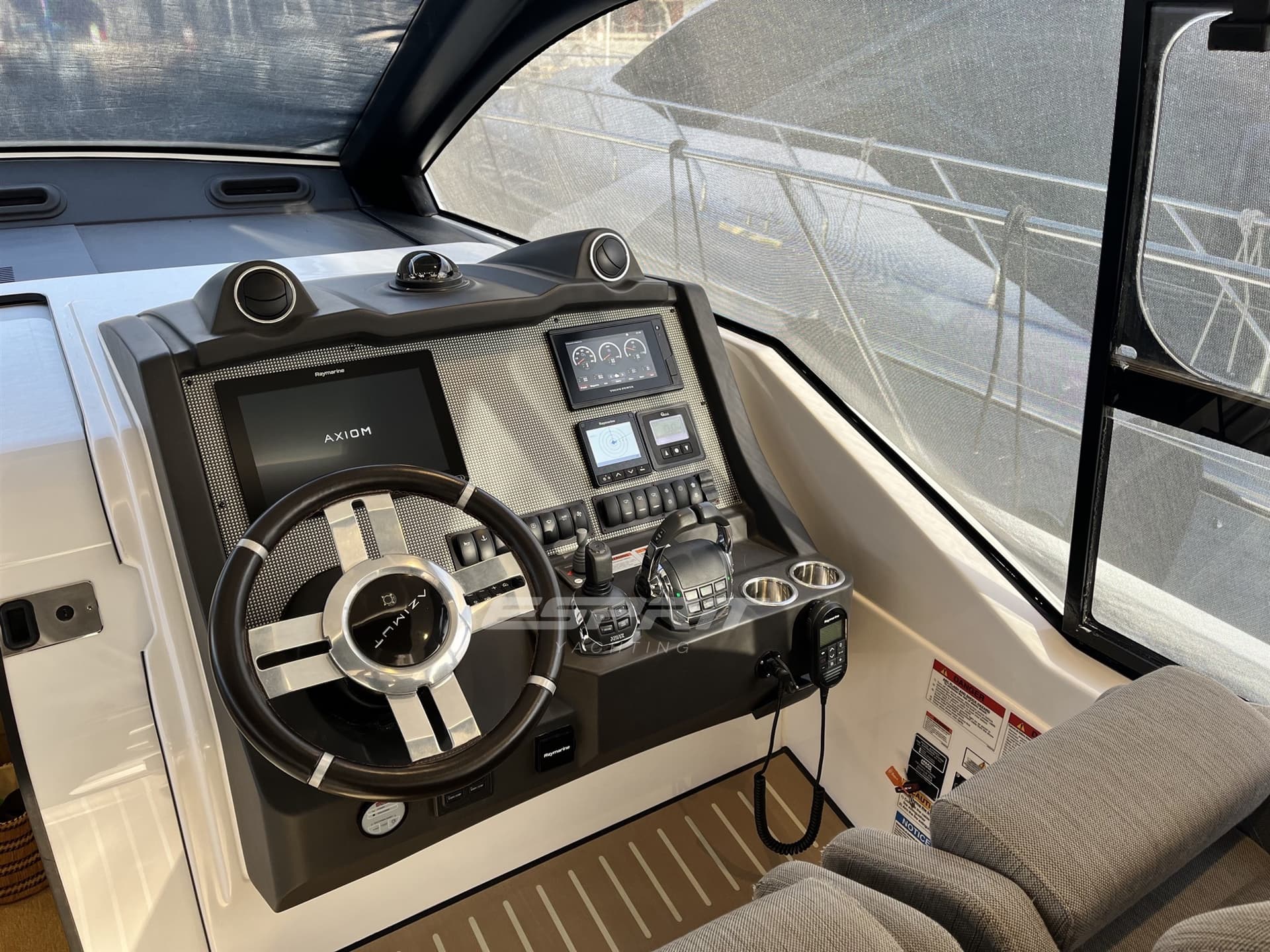 Azimut Atlantis 51 used - hero image 11