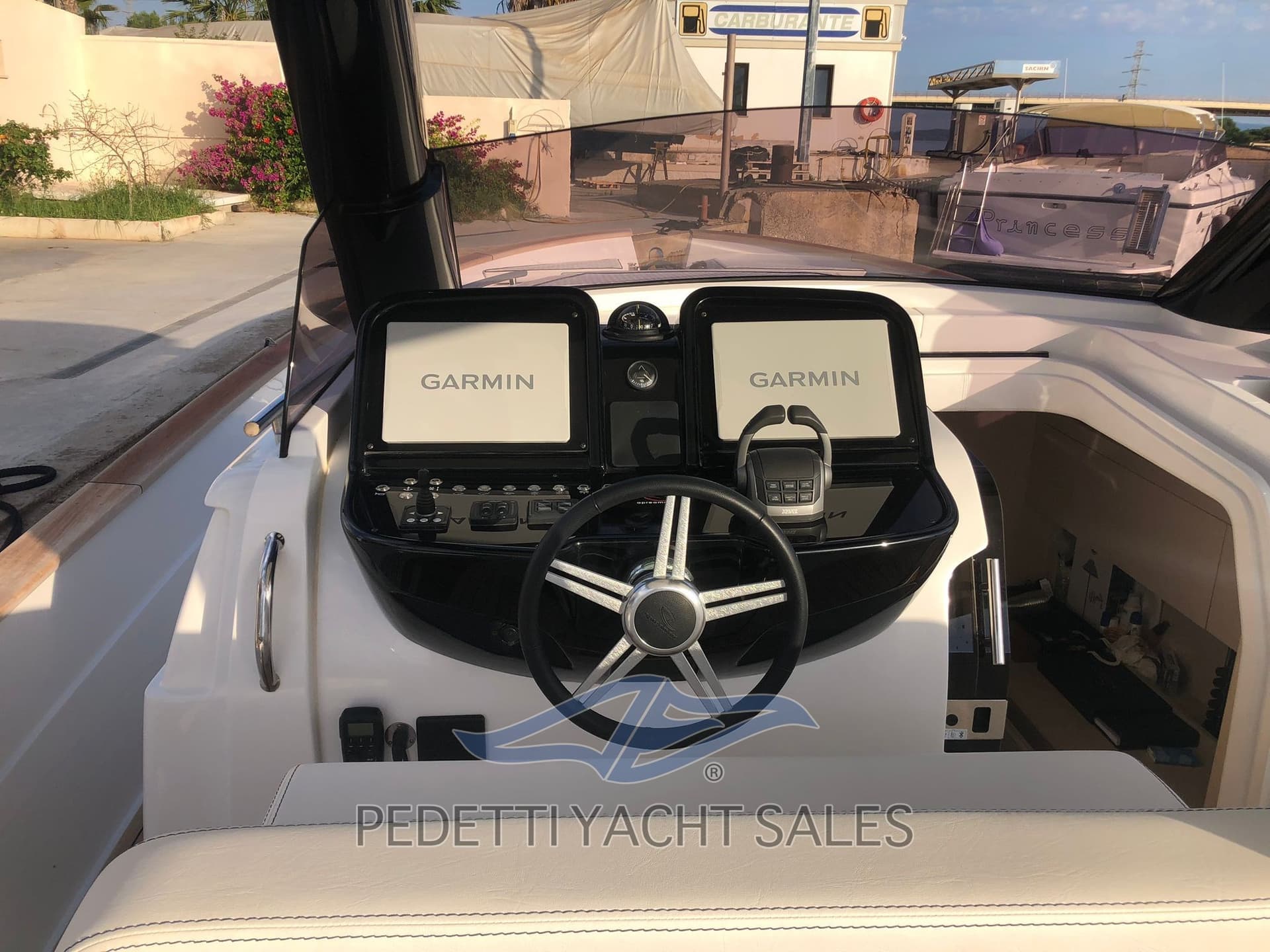 Apreamare Gozzo 35 used - detail 1