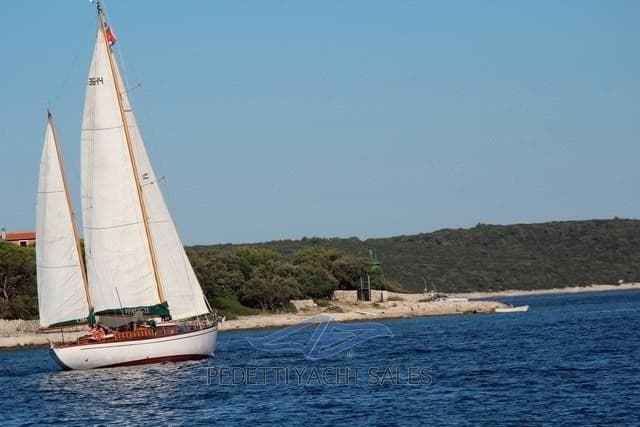 Custom Bermudian Ketch - Detail View 1 Custom Bermudian Ketch - Detail View 1