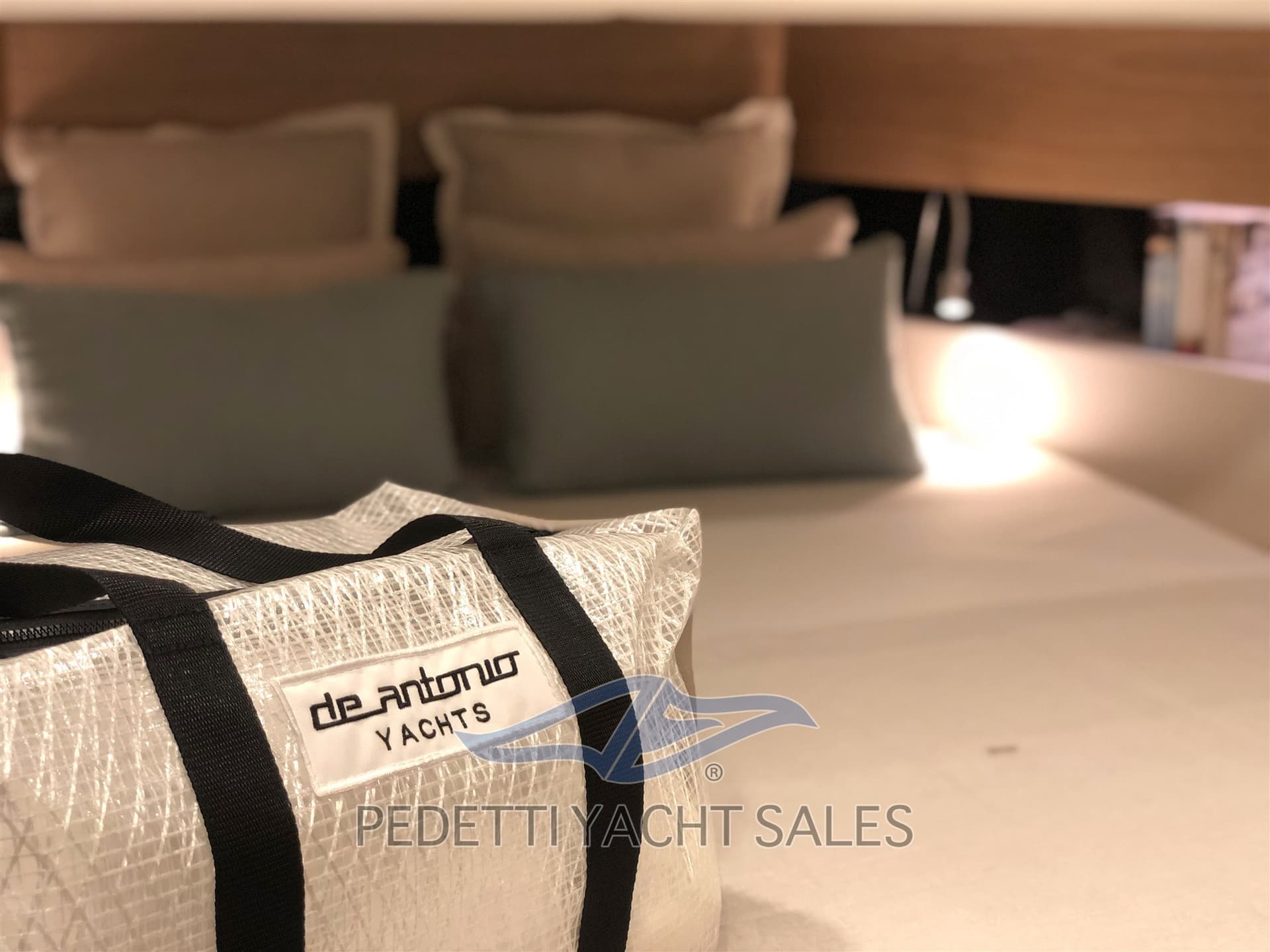 De Antonio Yachts D42 Open usato - foto hero 21