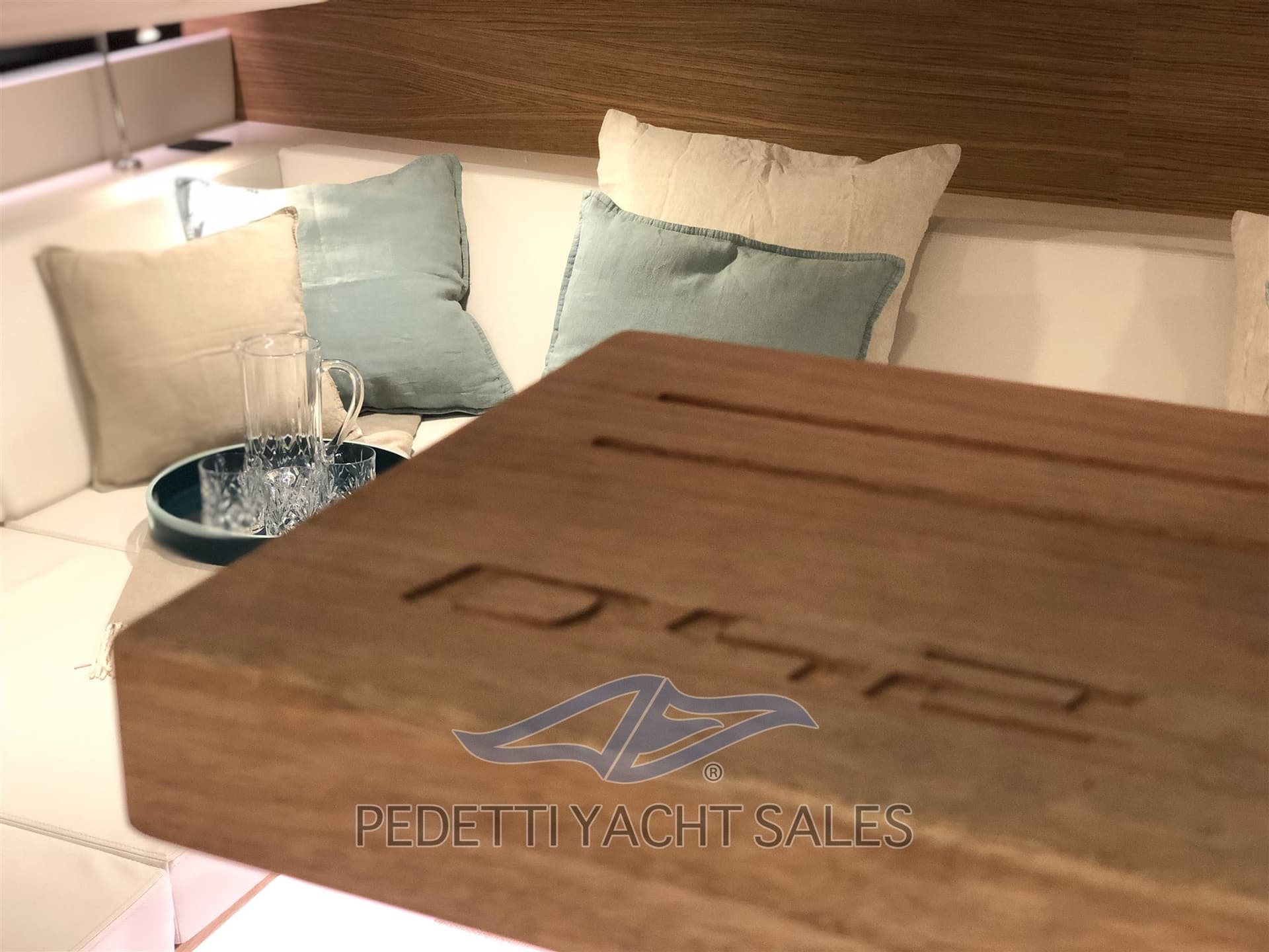 De Antonio Yachts D42 Open usato - foto hero 20