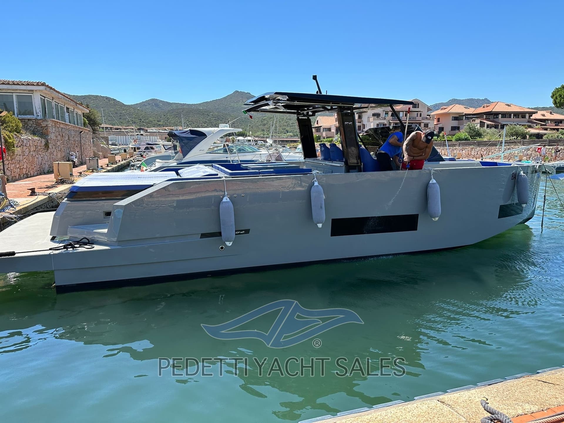 De Antonio Yachts D42 Open - Interior View De Antonio Yachts D42 Open - Interior View