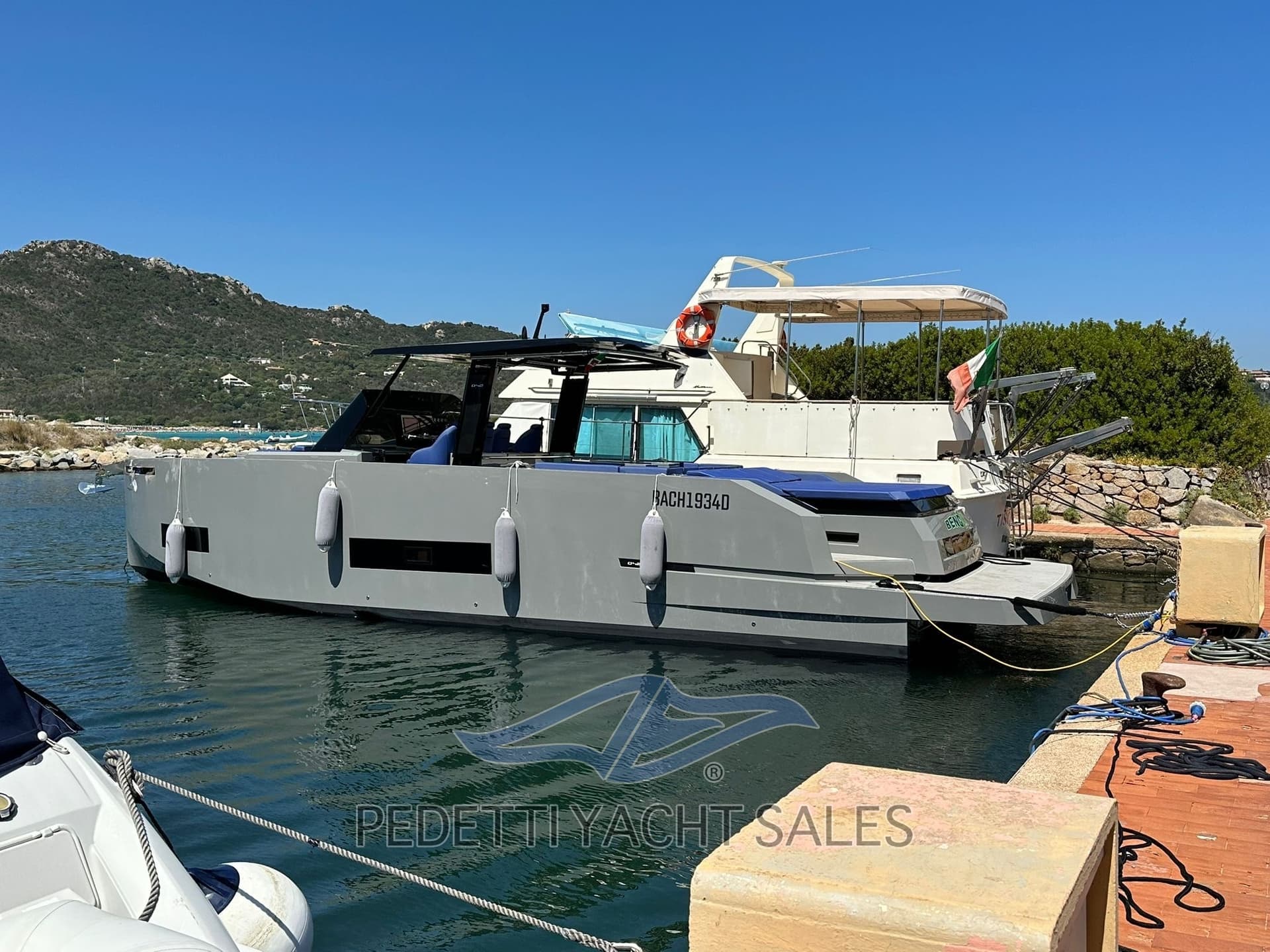De Antonio Yachts D42 Open usato - vista principale