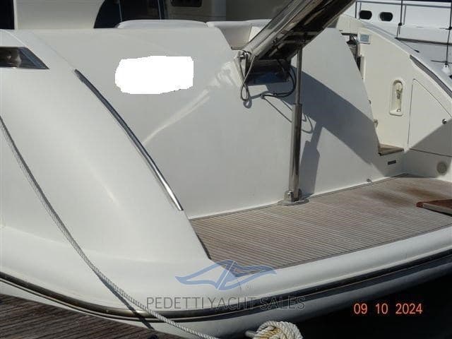 Azimut 55 Flybridge - Detail View 1 Azimut 55 Flybridge - Detail View 1
