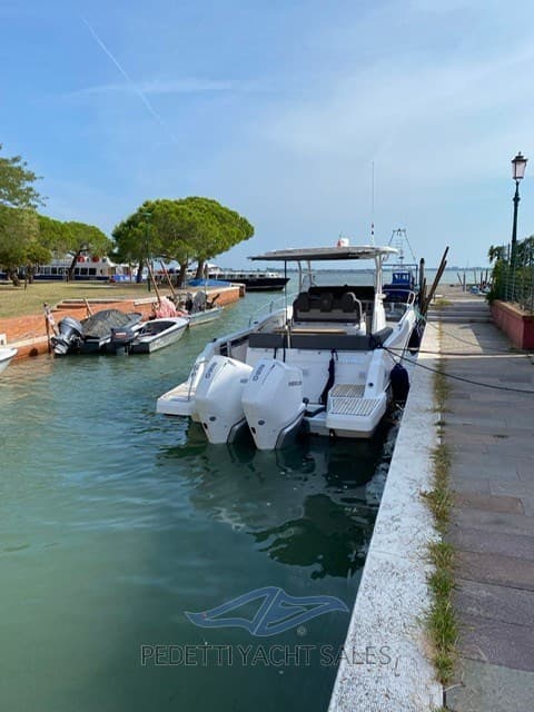 Jeanneau CAP CAMARAT 9 CC usato - foto hero 5