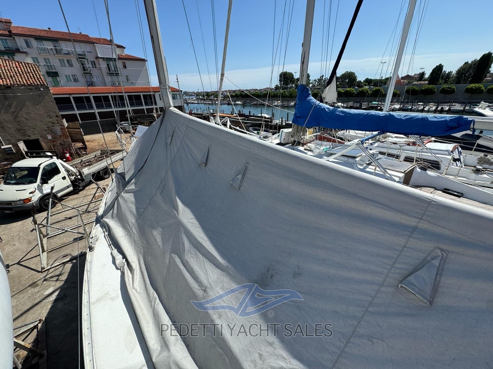Beneteau FIRST 345 usato - foto hero 5