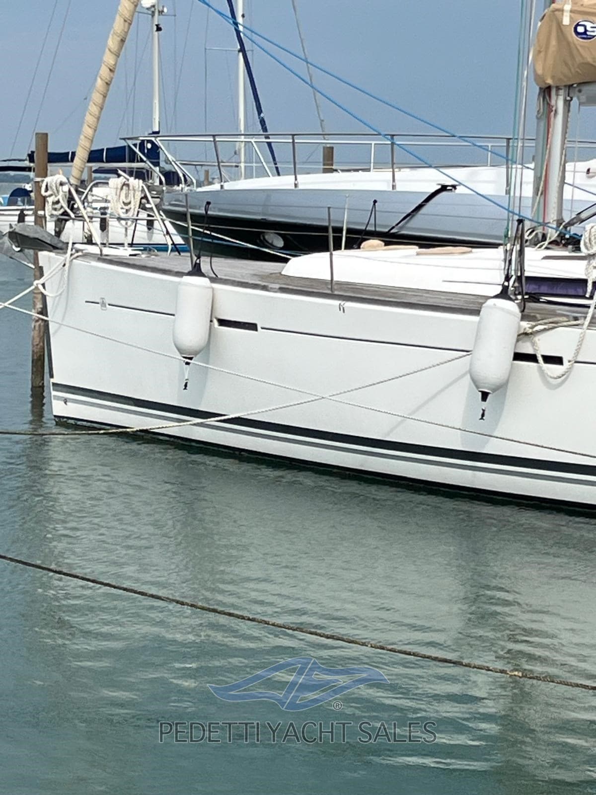 Dufour Yachts 425 Grand Large used - detail 2