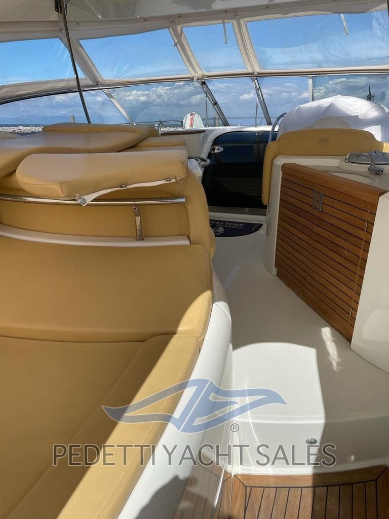 Sessa Marine C42 Hard Top used - detail 2