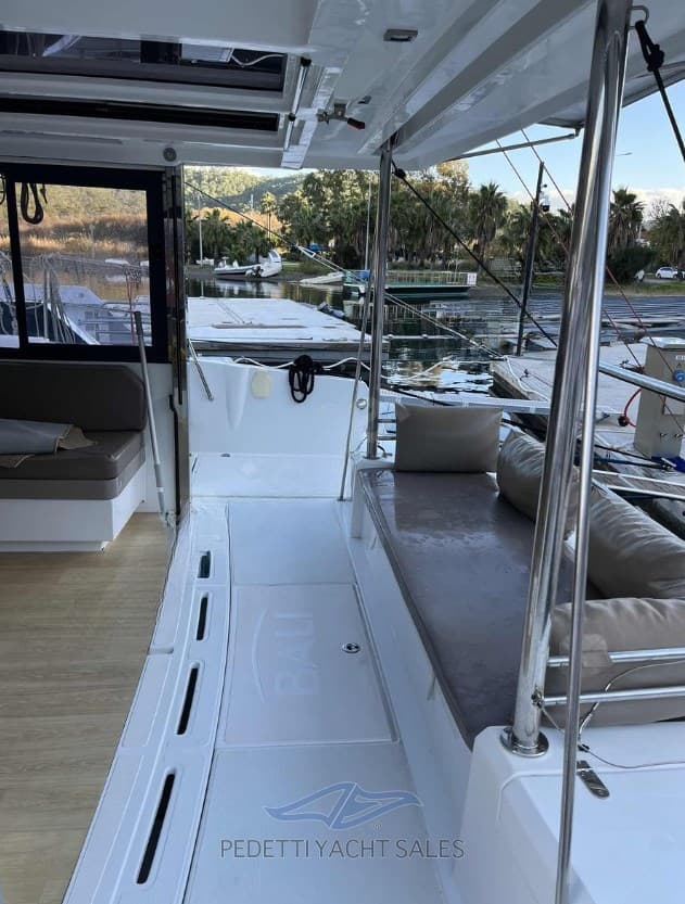 Bali Bali 4.1 - Deck View Bali Bali 4.1 - Deck View