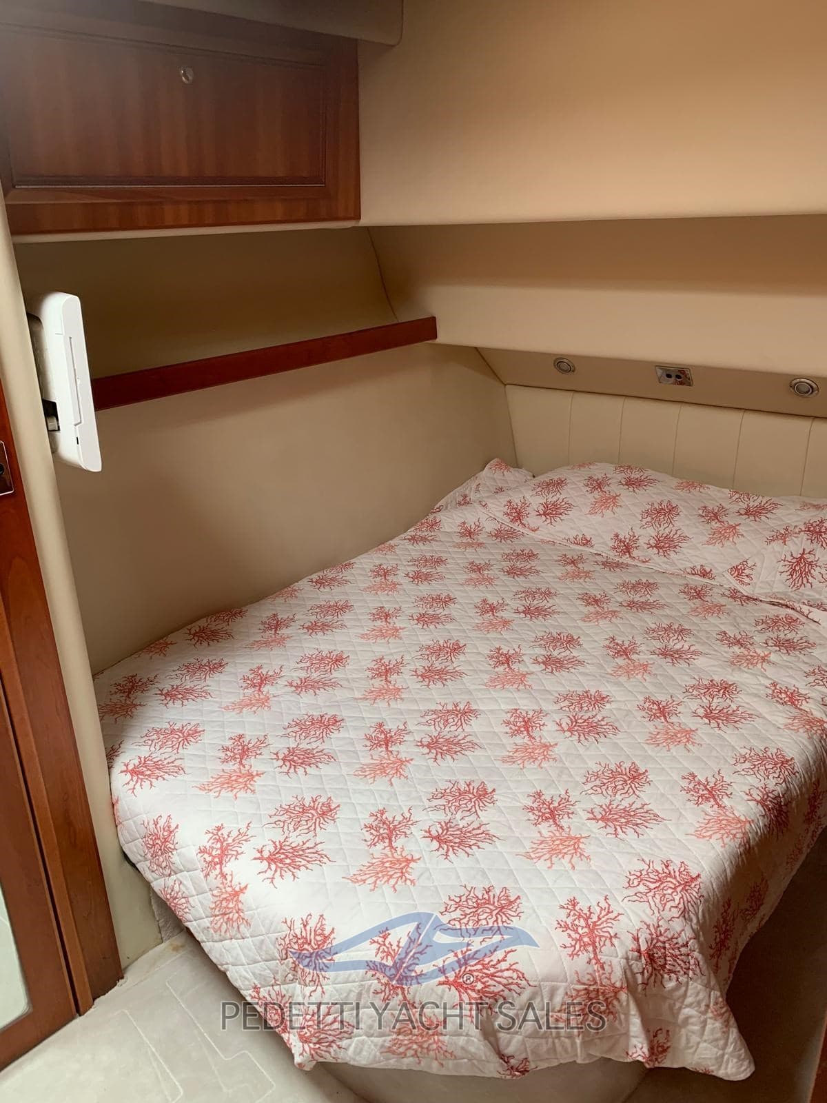 Riviera Marine 47 G2 Flybridge usato - foto hero 10