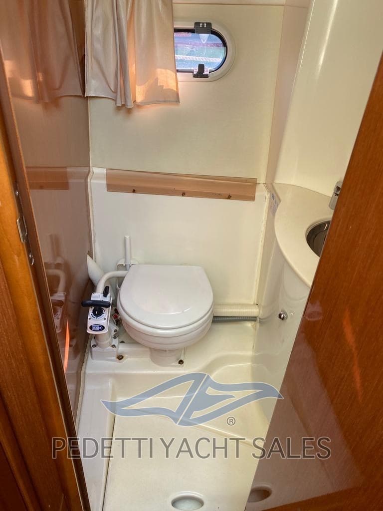 Jeanneau Prestige 32 Fly usato - foto hero 18