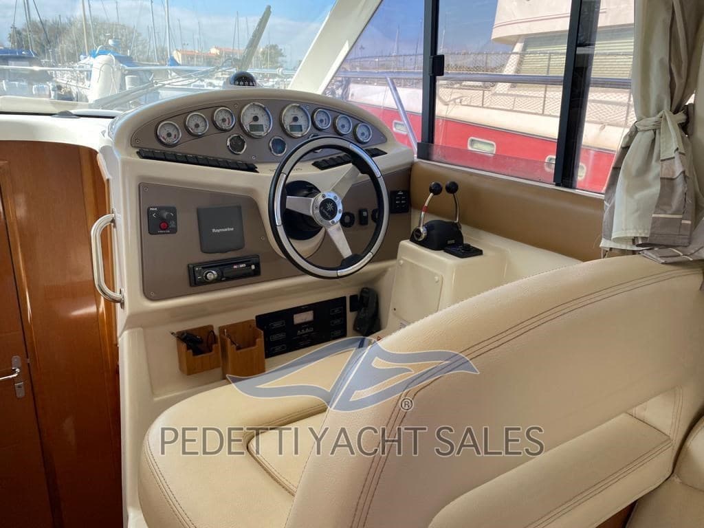 Jeanneau Prestige 32 Fly usato - foto hero 10