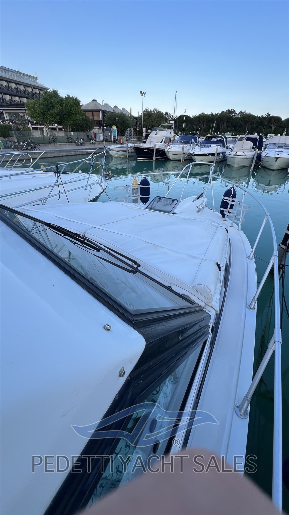 Della P. & C. Dc 10 - Interior View Della P. & C. Dc 10 - Interior View