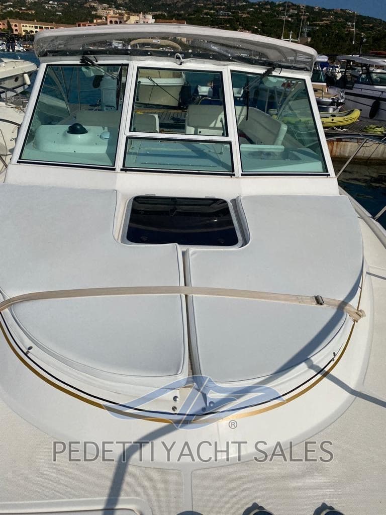 Tiara Yachts 2900 Coronet - Interior View Tiara Yachts 2900 Coronet - Interior View