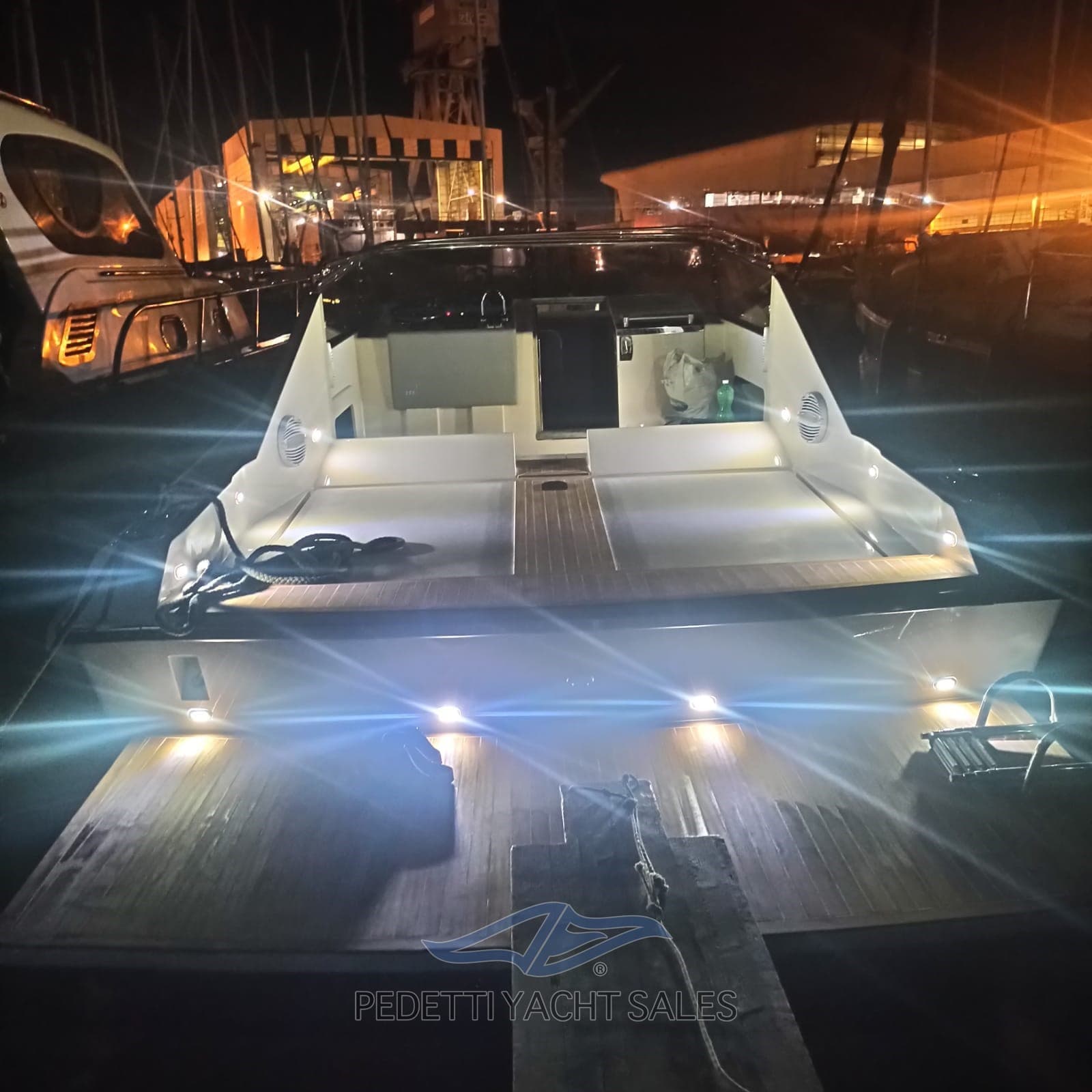 Conam 36 - Deck View Conam 36 - Deck View