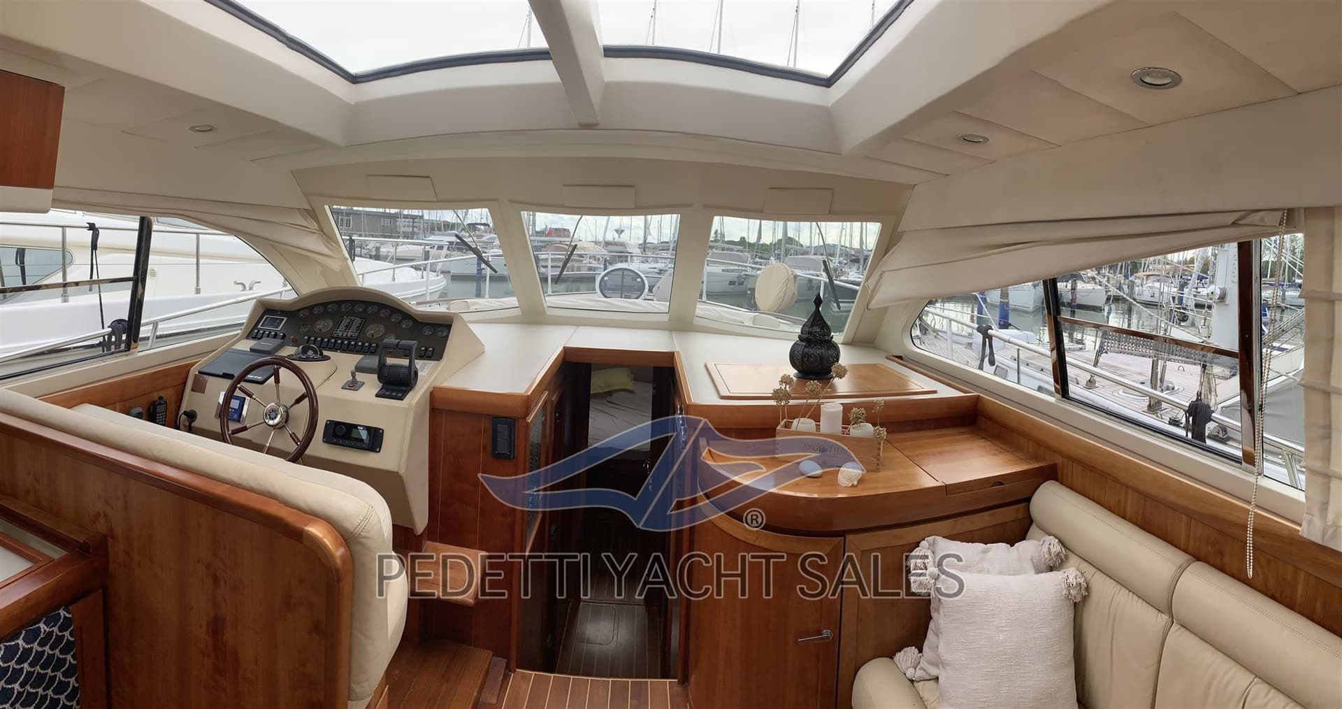 Solare SOLARE 46 usato - foto hero 7