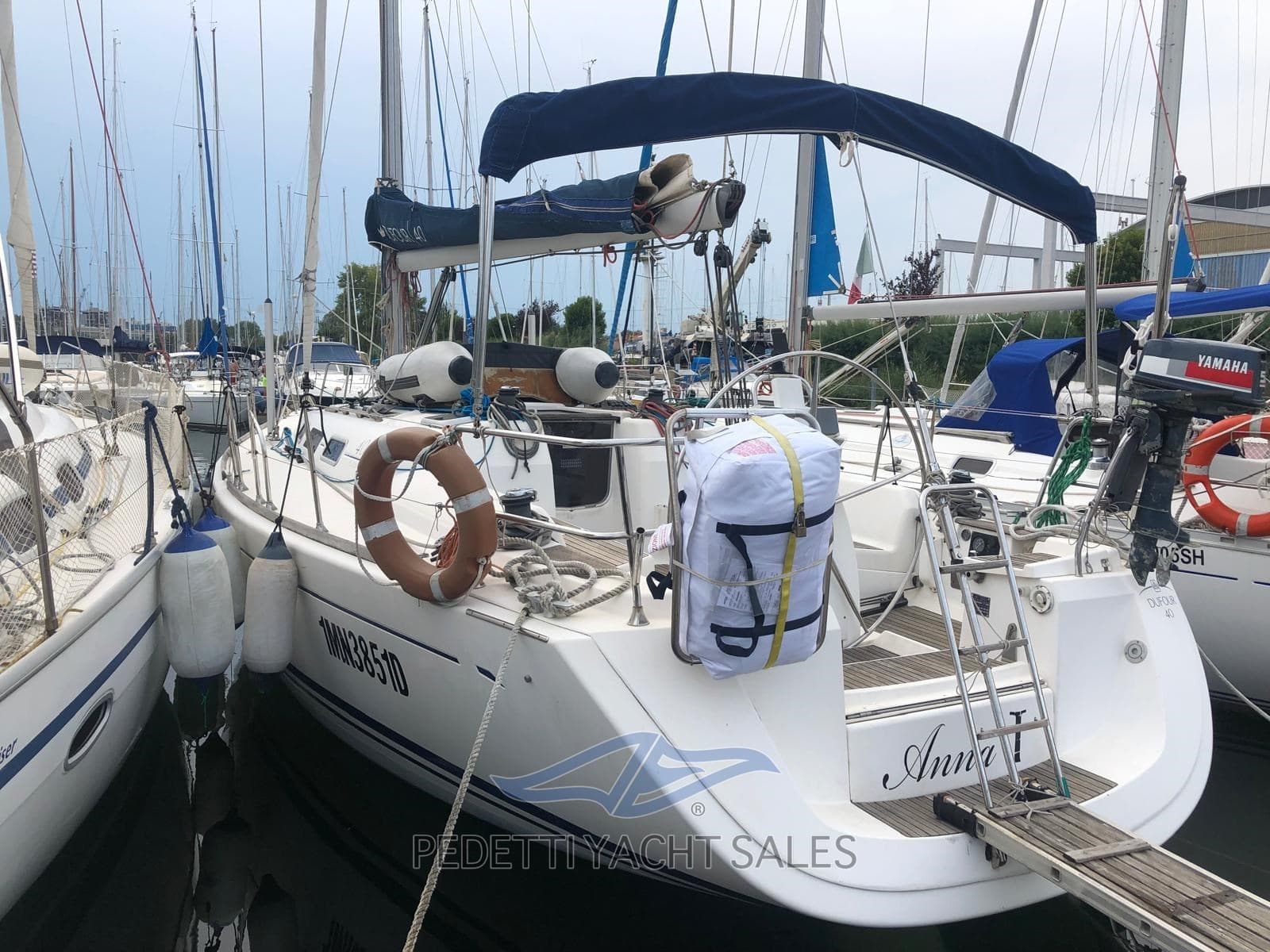 Dufour Yachts 40 Performance used - detail 1