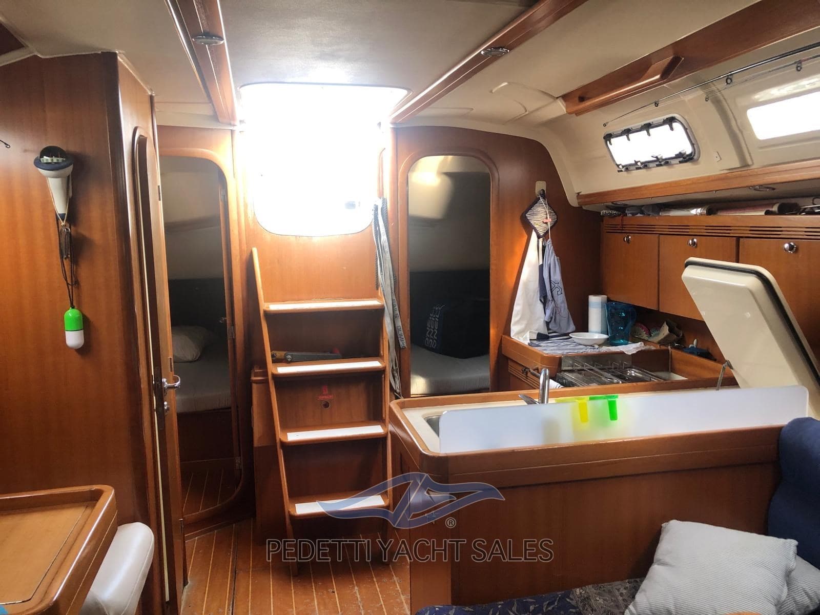 Dufour Yachts 40 Performance used - detail 4