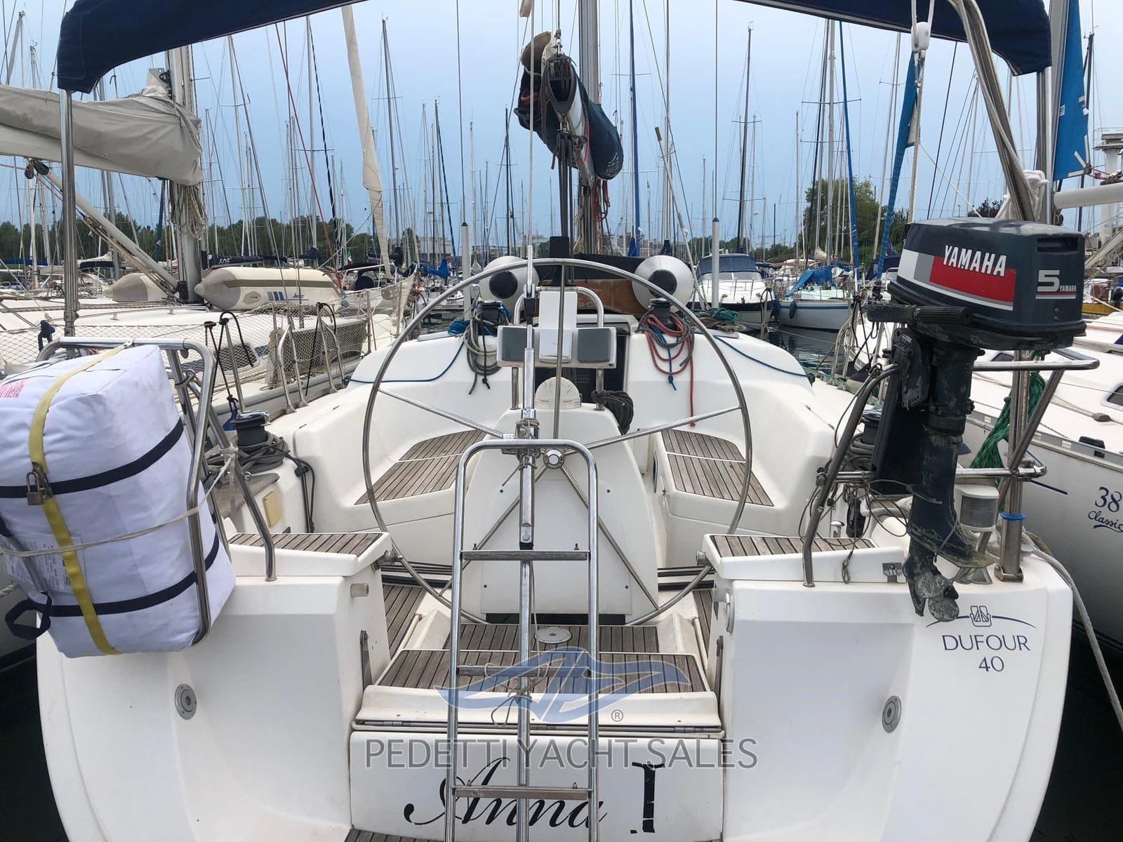 Dufour Yachts 40 Performance used - detail 2