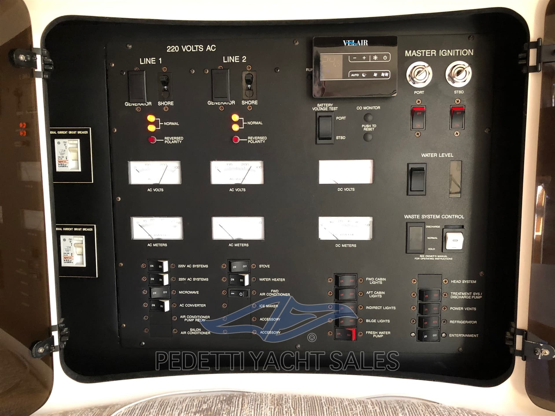Sea Ray 400 Express usato - foto hero 9